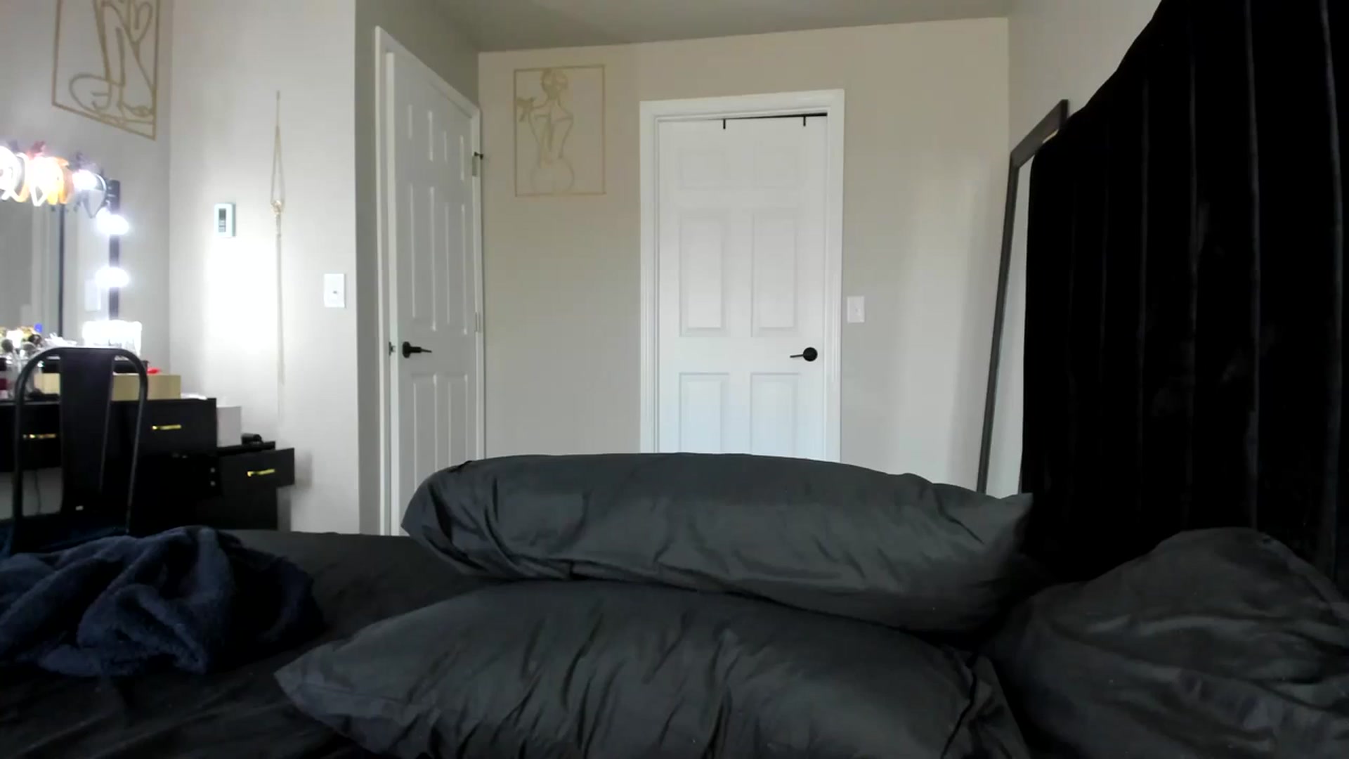 Gallery image thumbnail from Araisyours's myfreecams stream on, 04/08/2024, 14:52 image 18 of 20
