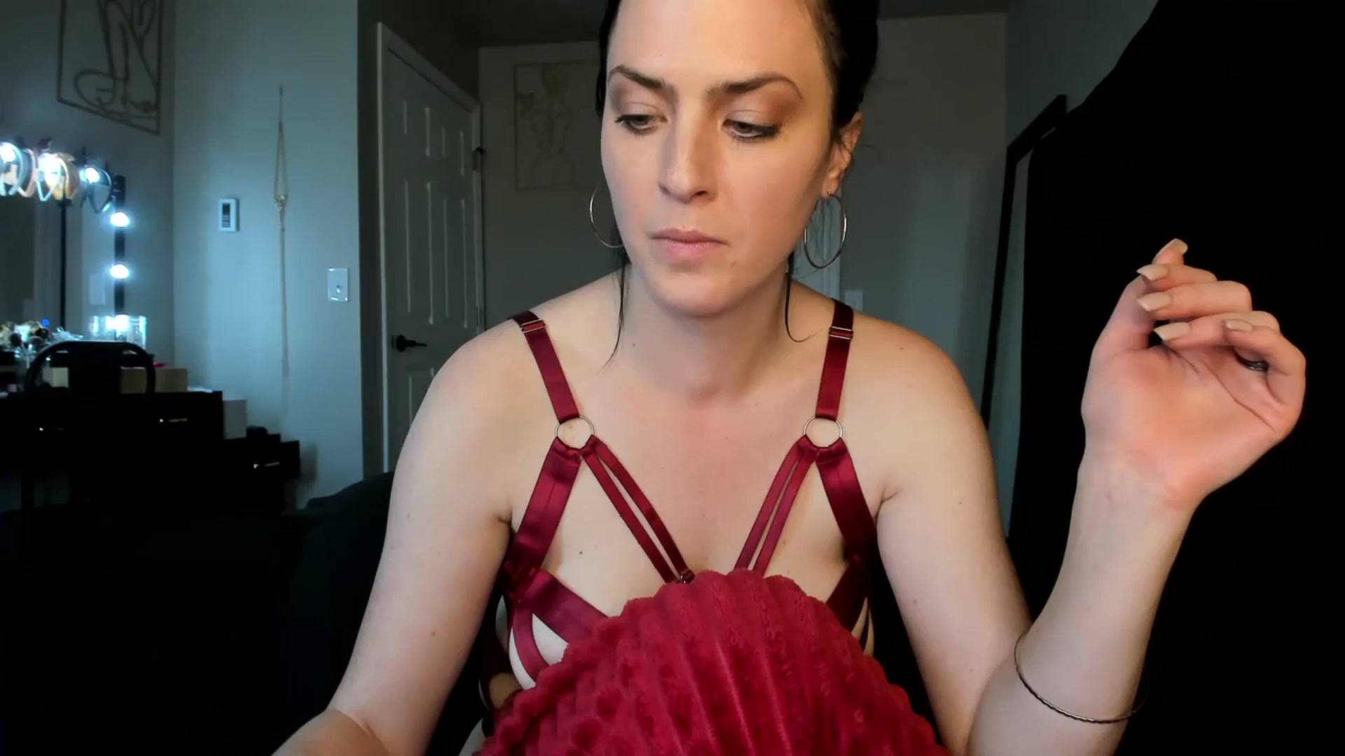 Gallery image thumbnail from Araisyours's myfreecams stream on, 04/08/2024, 17:05 image 16 of 20