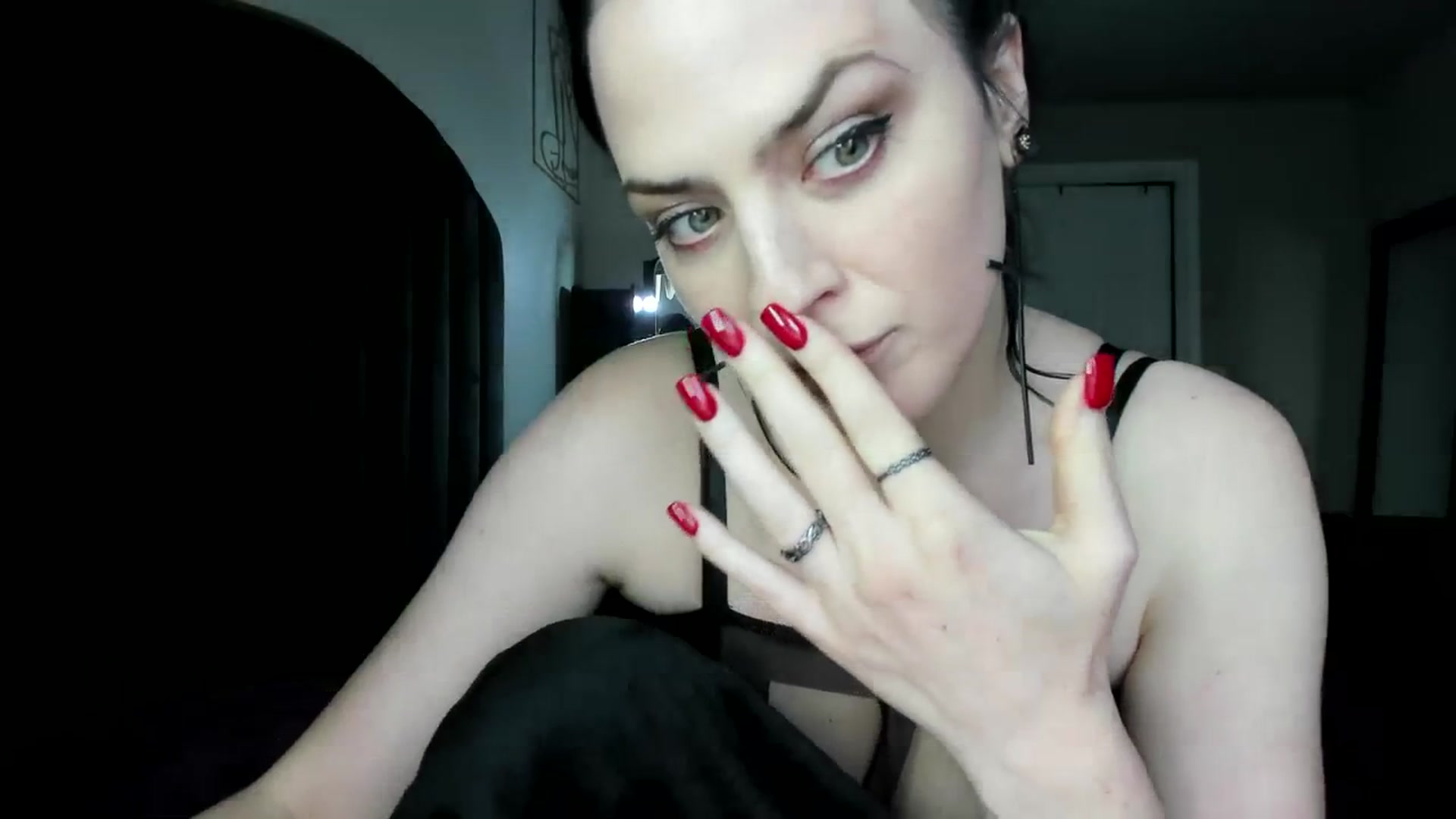 Gallery image thumbnail from Araisyours's myfreecams stream on, 04/12/2024, 15:34 image 11 of 20