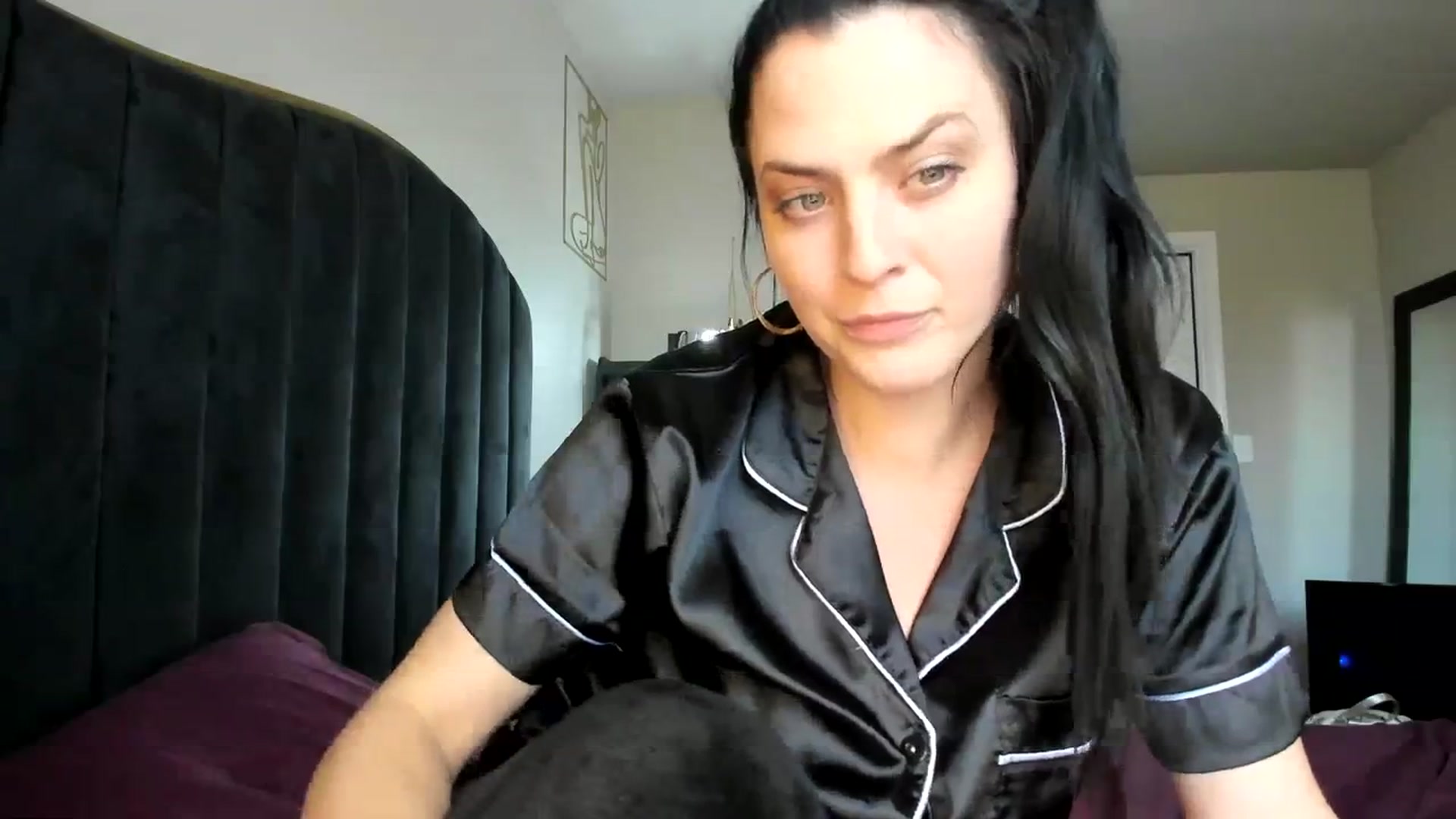 Gallery image thumbnail from Araisyours's myfreecams stream on, 04/14/2024, 14:58 image 16 of 20