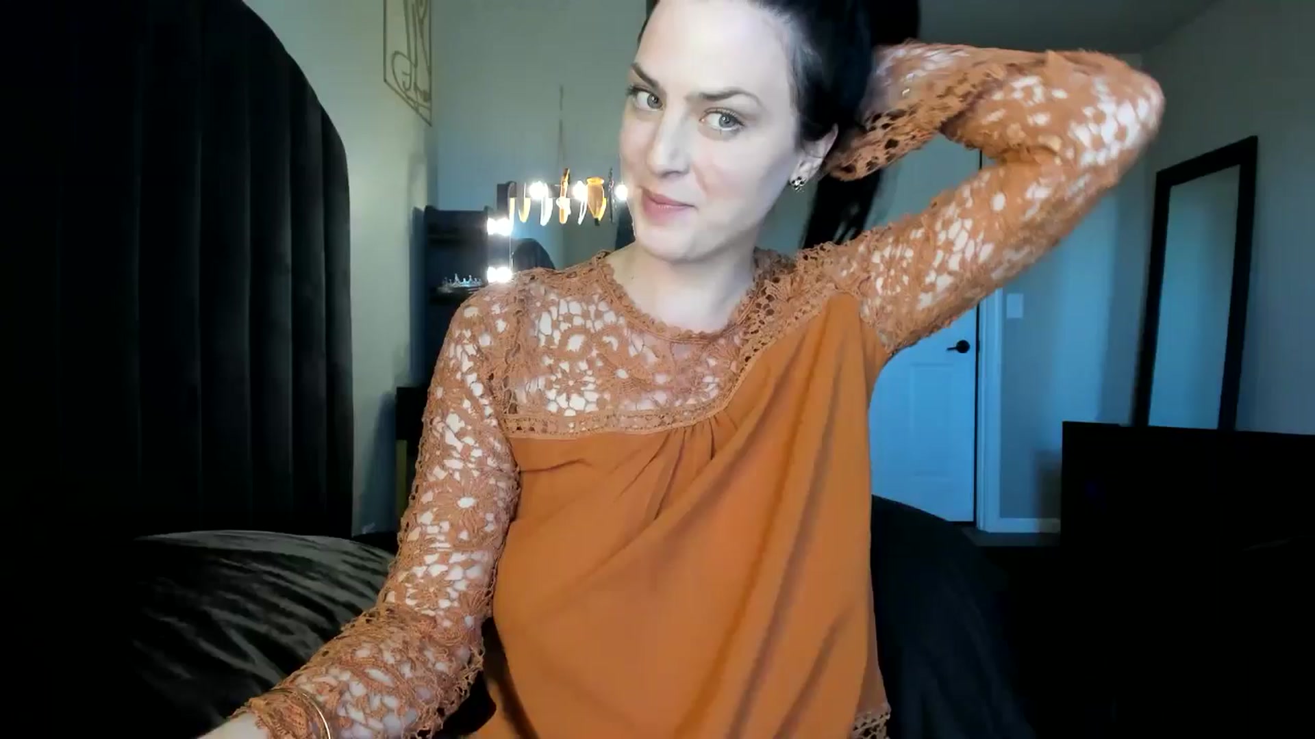 Gallery image thumbnail from Araisyours's myfreecams stream on, 04/20/2024, 13:22 image 19 of 20