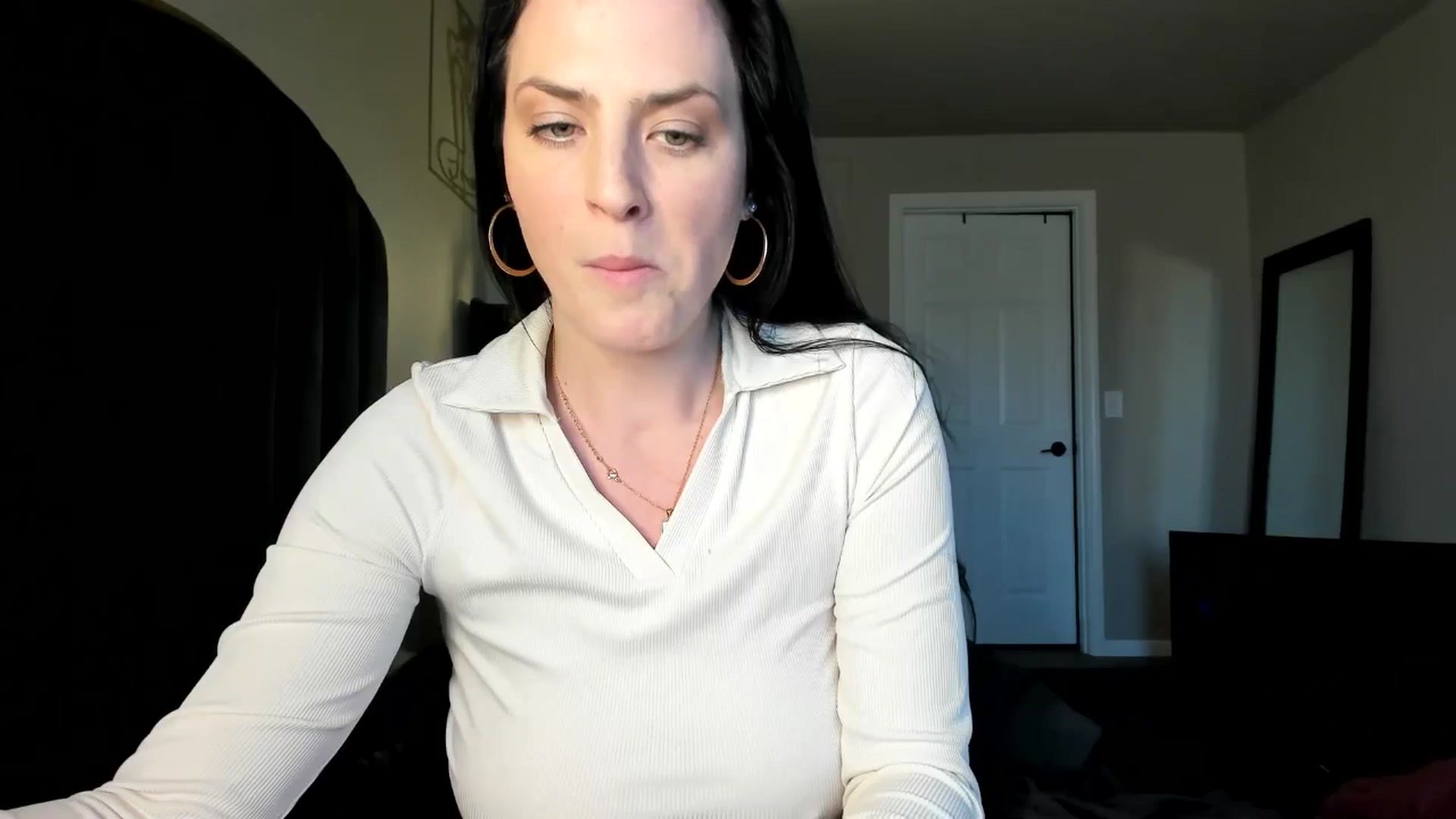 Gallery image thumbnail from Araisyours's myfreecams stream on, 04/21/2024, 16:40 image 14 of 20