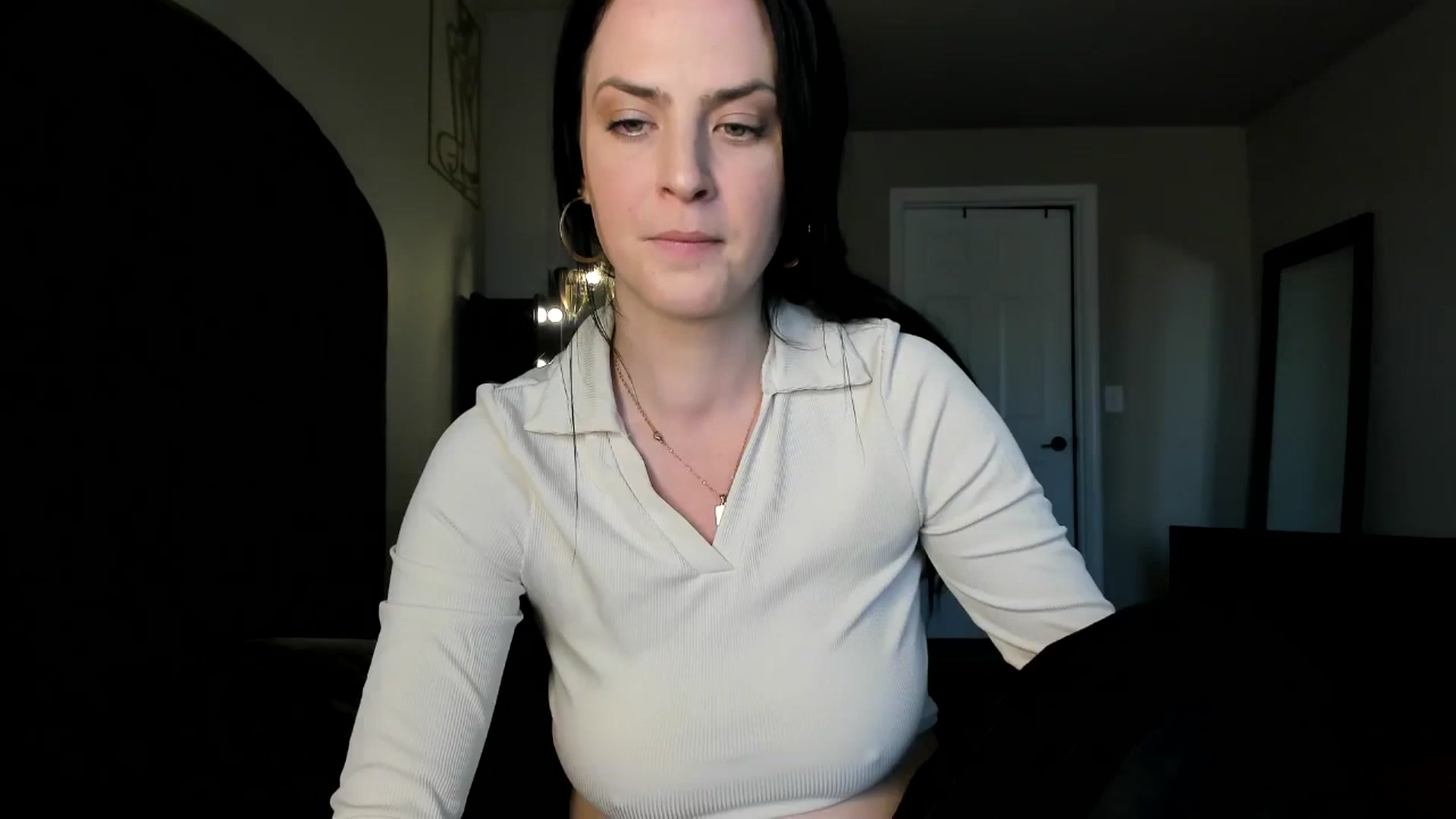 Gallery image thumbnail from Araisyours's myfreecams stream on, 04/21/2024, 16:40 image 10 of 20