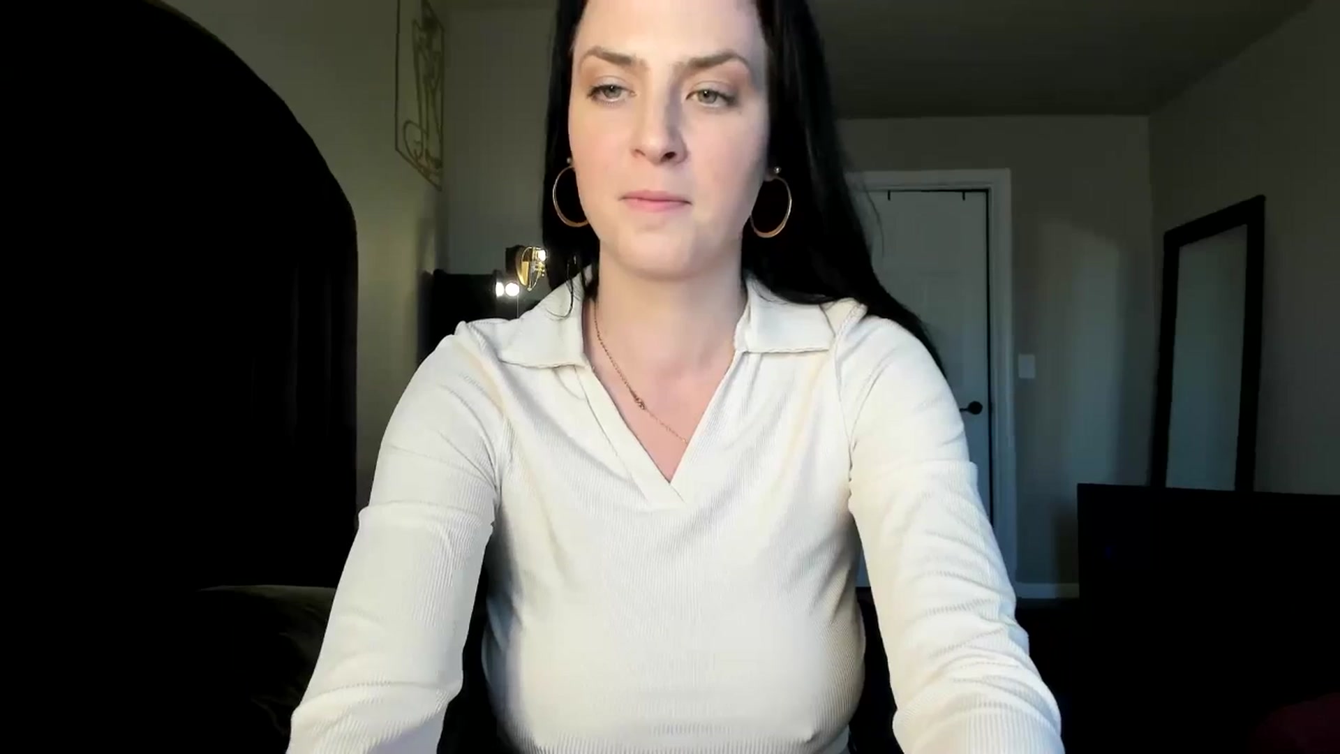 Gallery image thumbnail from Araisyours's myfreecams stream on, 04/21/2024, 16:40 image 11 of 20