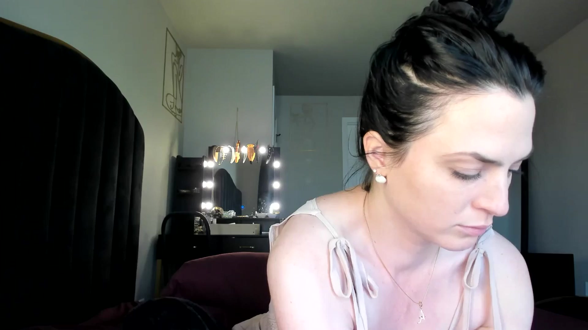Gallery image thumbnail from Araisyours's myfreecams stream on, 04/22/2024, 12:51 image 9 of 20