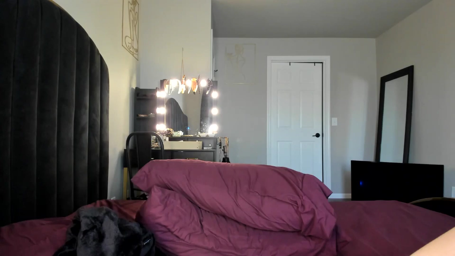 Gallery image thumbnail from Araisyours's myfreecams stream on, 04/22/2024, 12:51 image 11 of 20