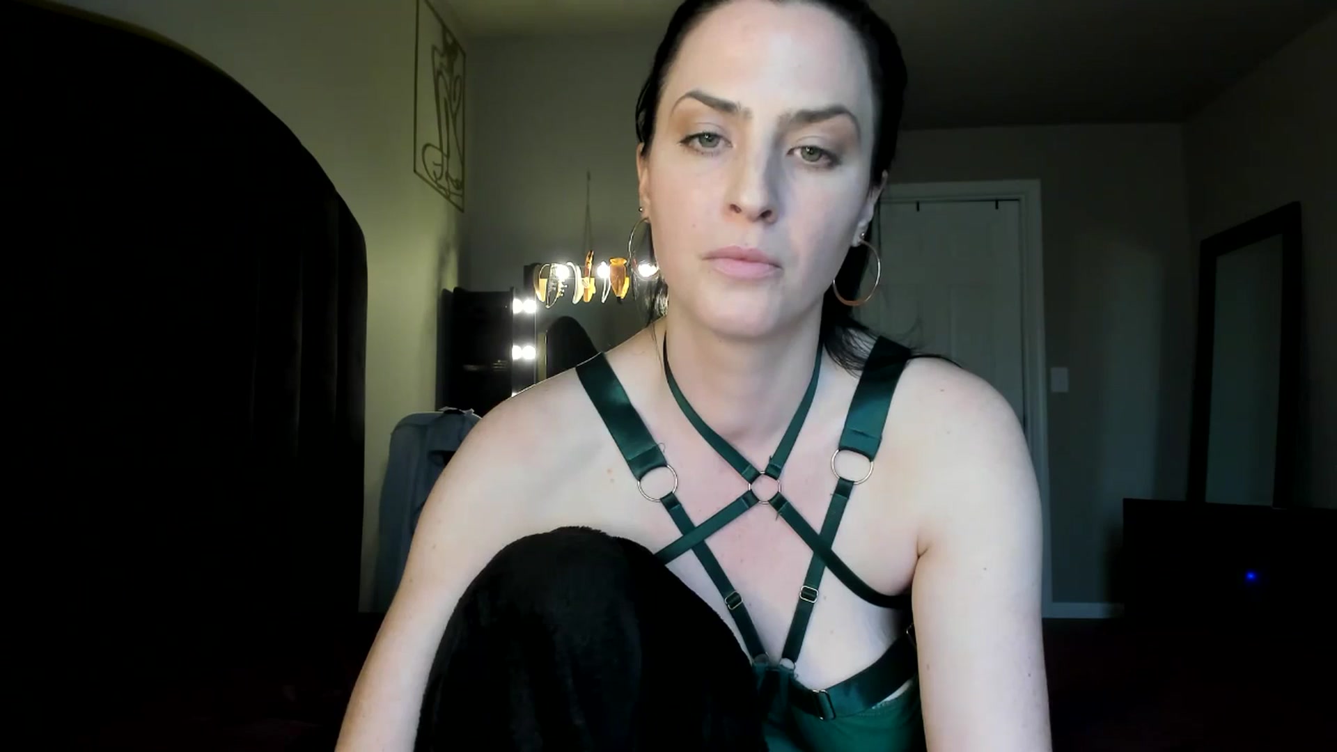 Gallery image thumbnail from Araisyours's myfreecams stream on, 04/27/2024, 14:51 image 17 of 20