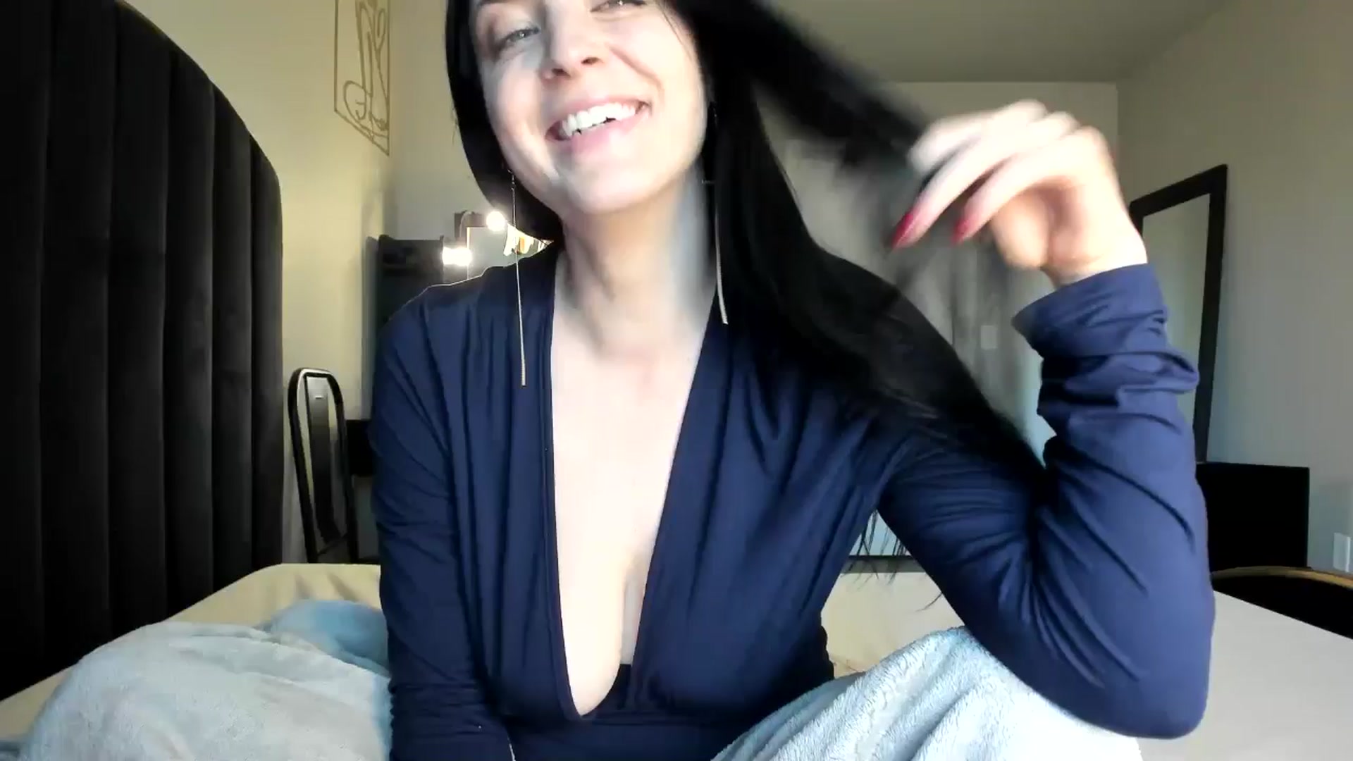 Gallery image thumbnail from Araisyours's myfreecams stream on, 05/06/2024, 13:24 image 19 of 20