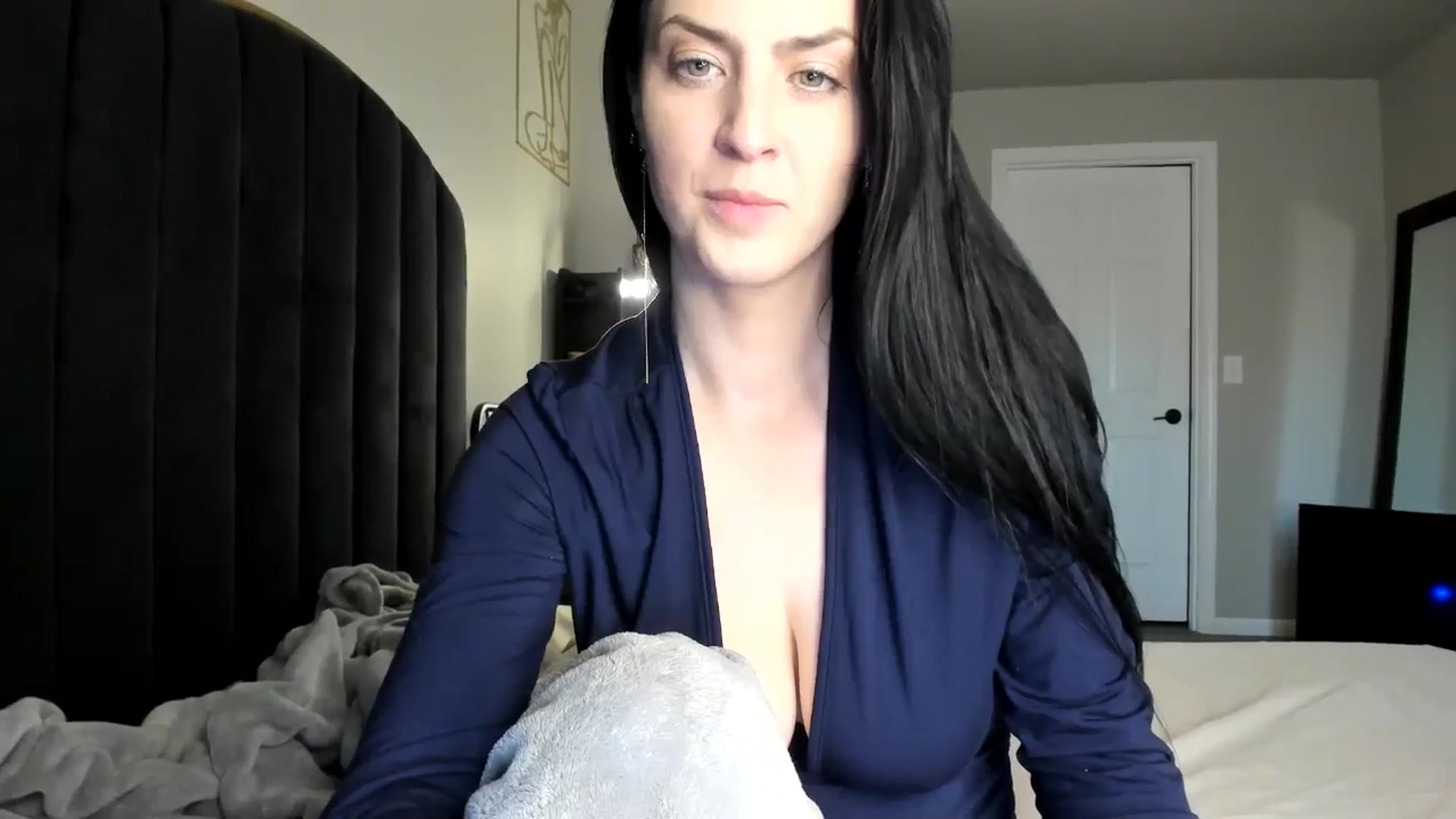 Gallery image thumbnail from Araisyours's myfreecams stream on, 05/06/2024, 13:24 image 3 of 20