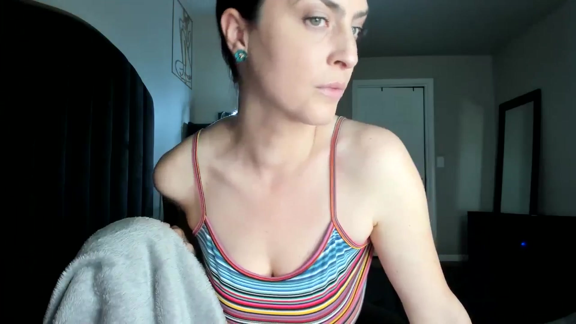 Gallery image thumbnail from Araisyours's myfreecams stream on, 05/23/2024, 15:25 image 8 of 20