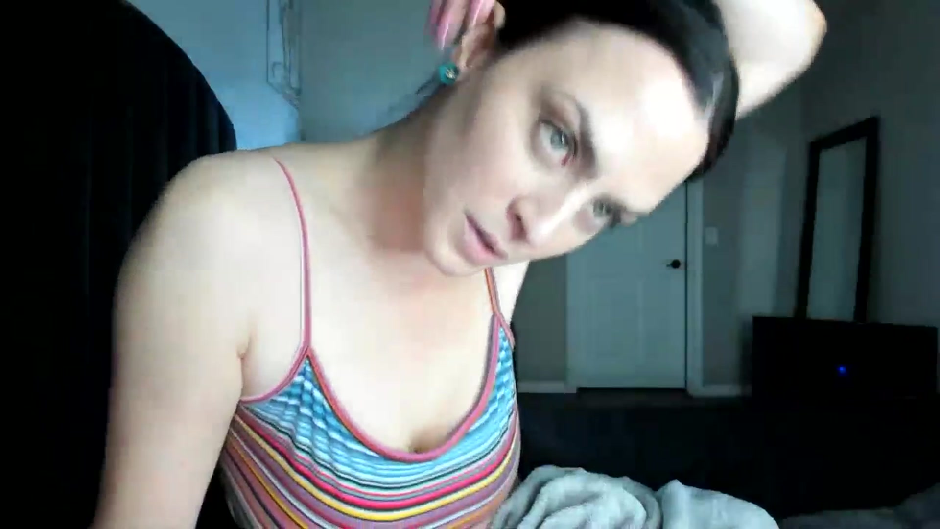 Gallery image thumbnail from Araisyours's myfreecams stream on, 05/23/2024, 15:25 image 19 of 20