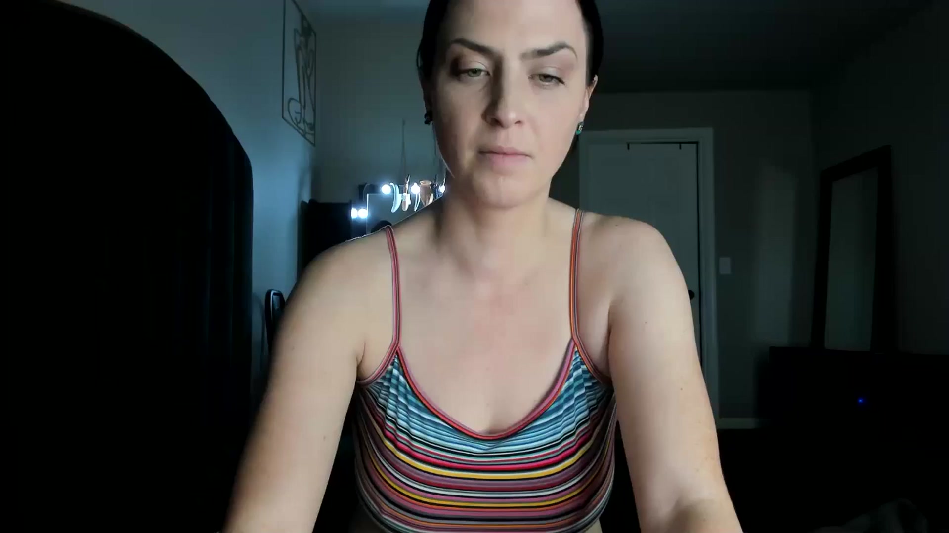 Gallery image thumbnail from Araisyours's myfreecams stream on, 05/23/2024, 15:25 image 1 of 20