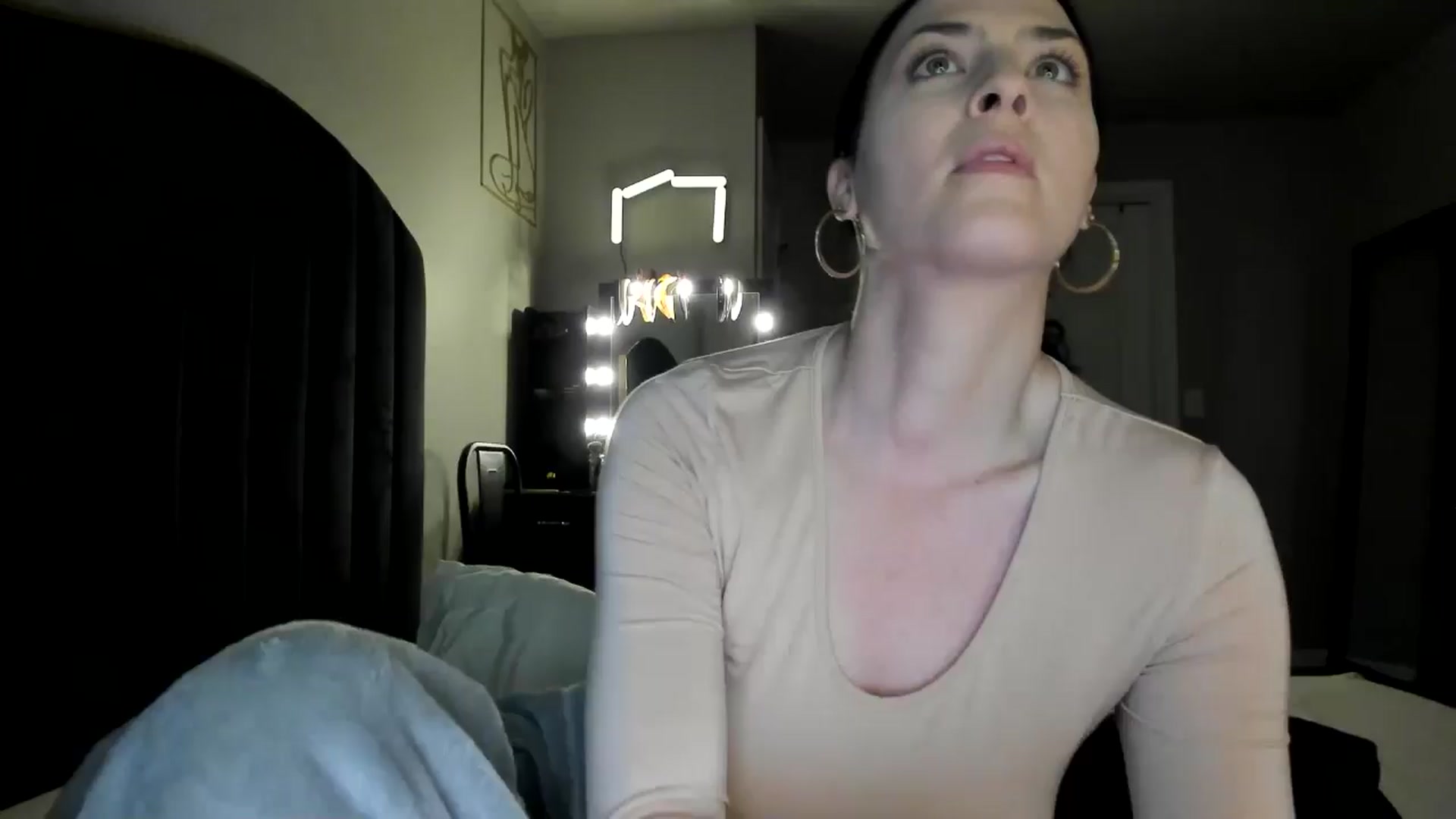 Gallery image thumbnail from Araisyours's myfreecams stream on, 07/21/2024, 14:29 image 16 of 20
