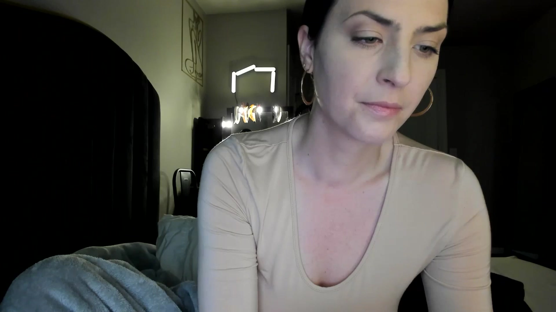 Gallery image thumbnail from Araisyours's myfreecams stream on, 07/21/2024, 14:29 image 15 of 20