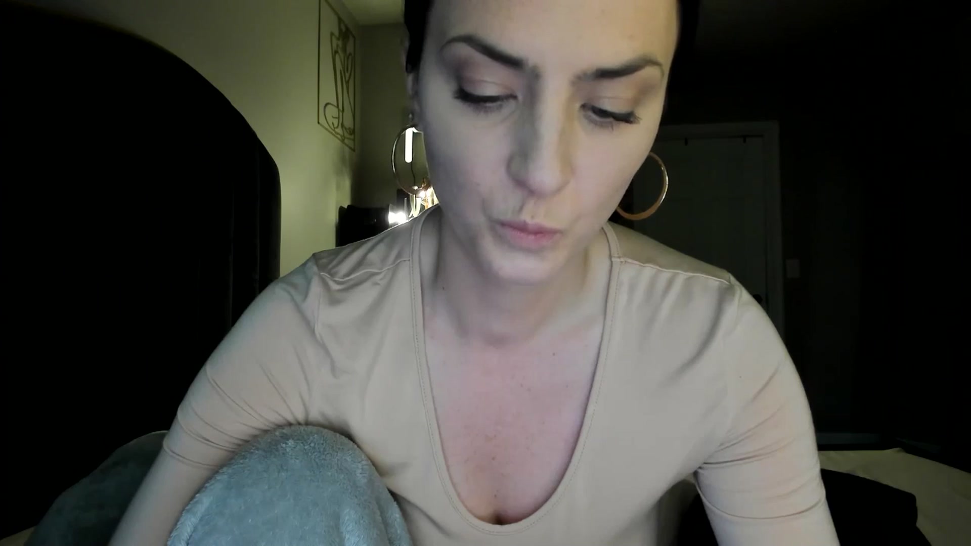 Gallery image thumbnail from Araisyours's myfreecams stream on, 07/21/2024, 14:29 image 17 of 20