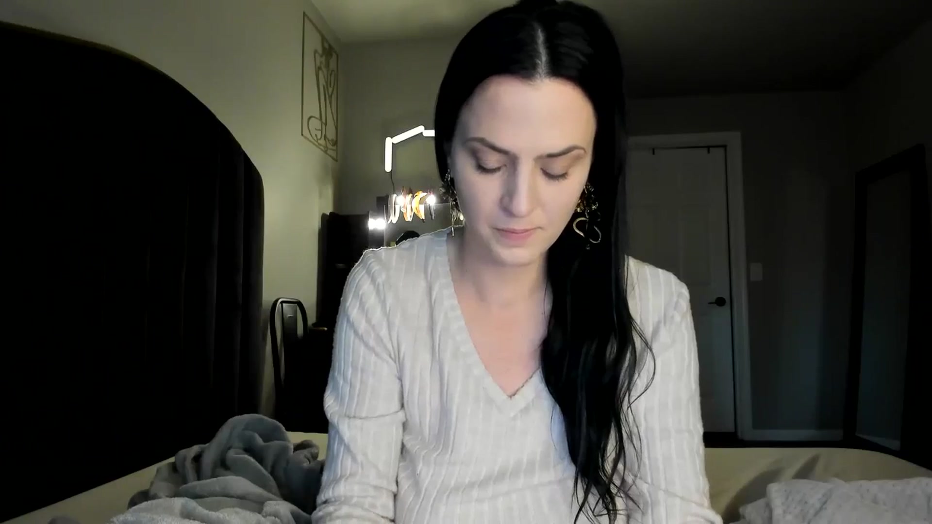 Gallery image thumbnail from Araisyours's myfreecams stream on, 07/25/2024, 14:07 image 18 of 20
