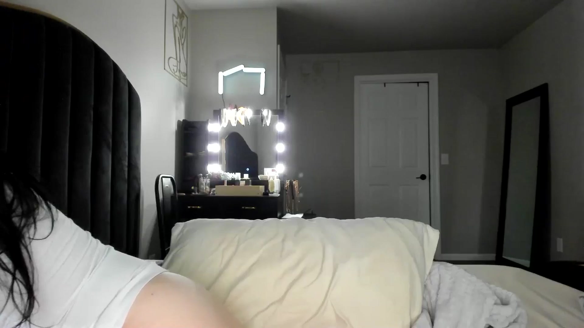 Gallery image thumbnail from Araisyours's myfreecams stream on, 07/28/2024, 15:34 image 14 of 20