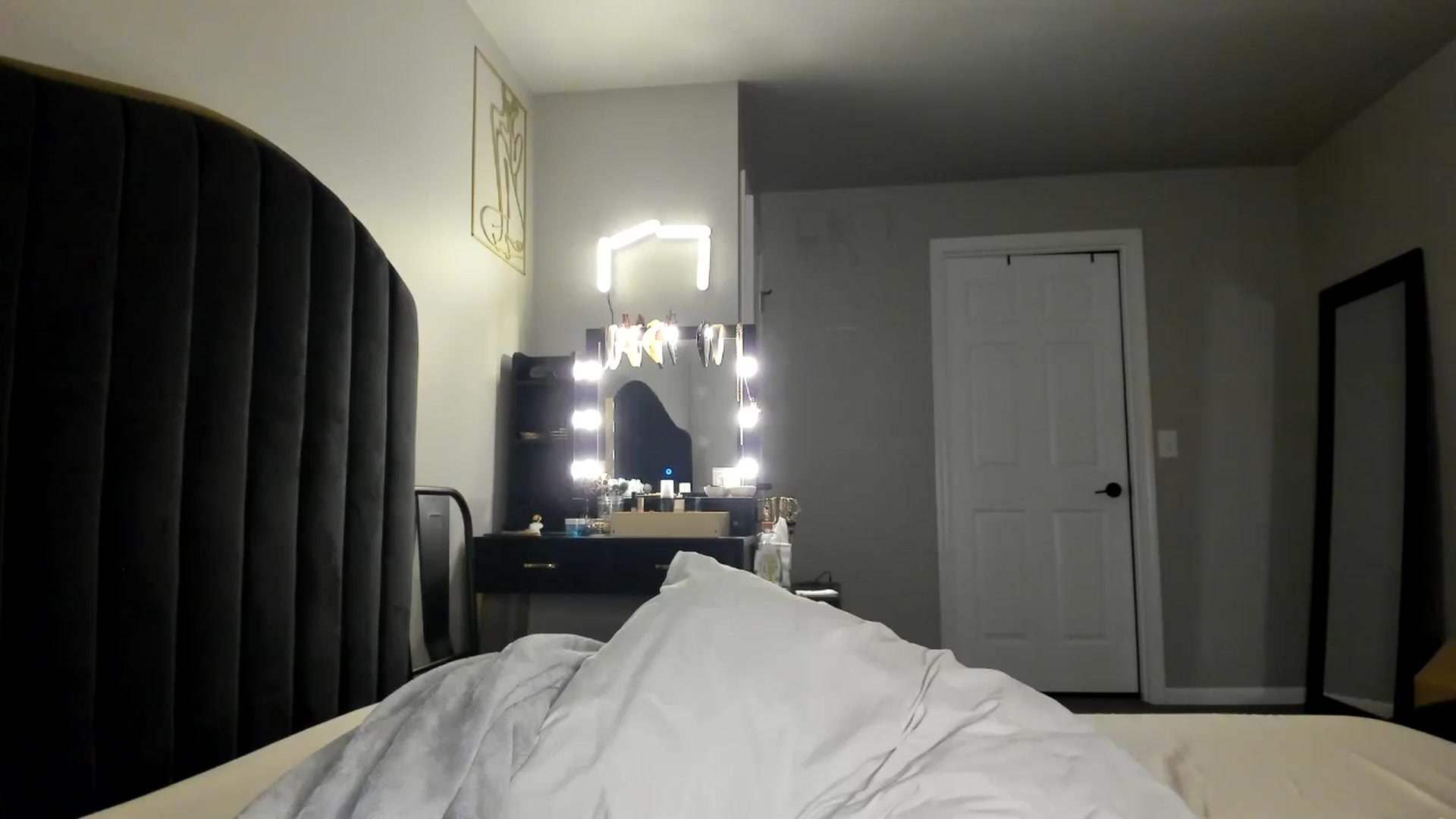 Gallery image thumbnail from Araisyours's myfreecams stream on, 09/01/2024, 13:19 image 5 of 20