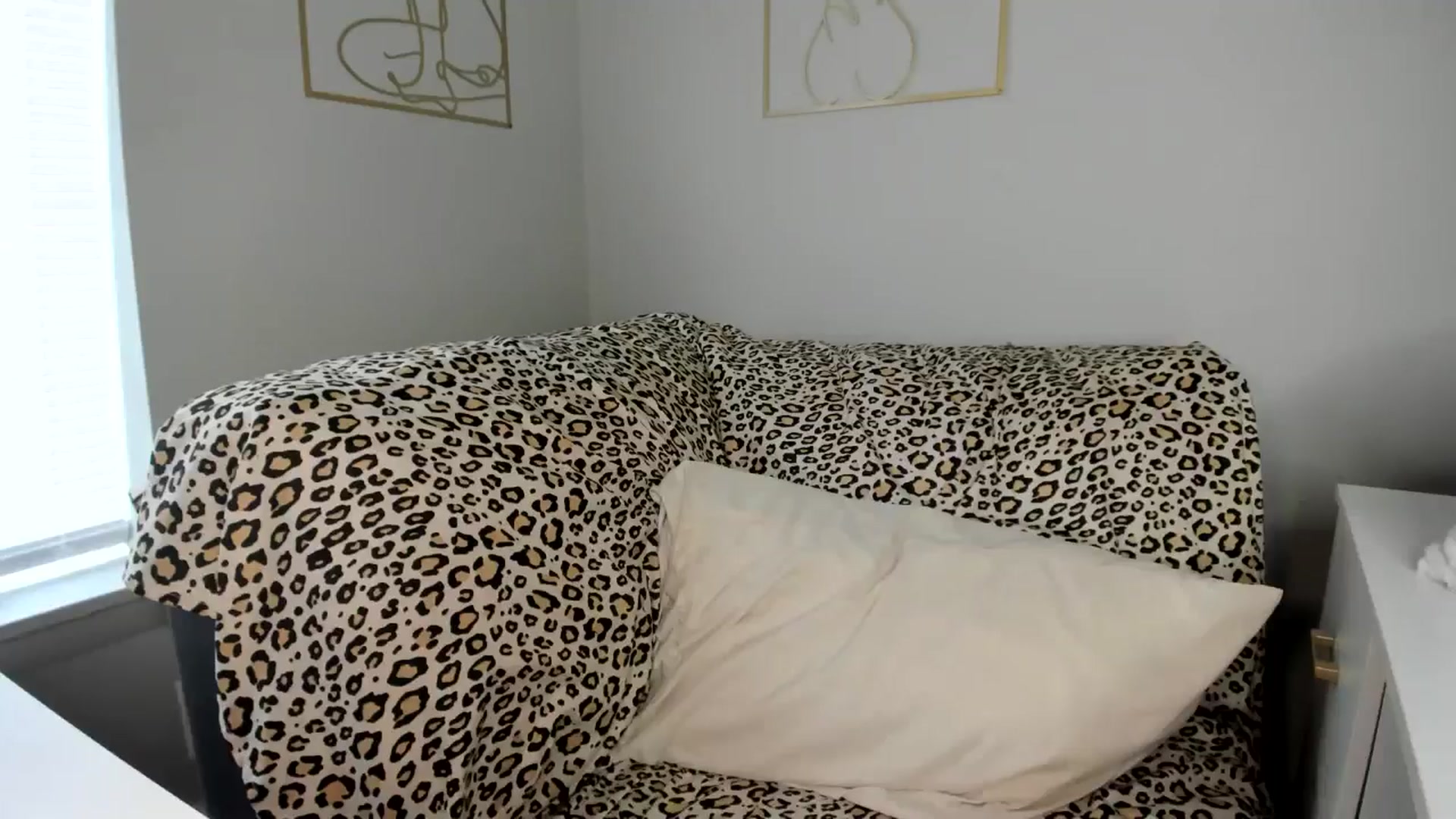 Gallery image thumbnail from Araisyours's myfreecams stream on, 11/07/2025, 15:25 image 18 of 20