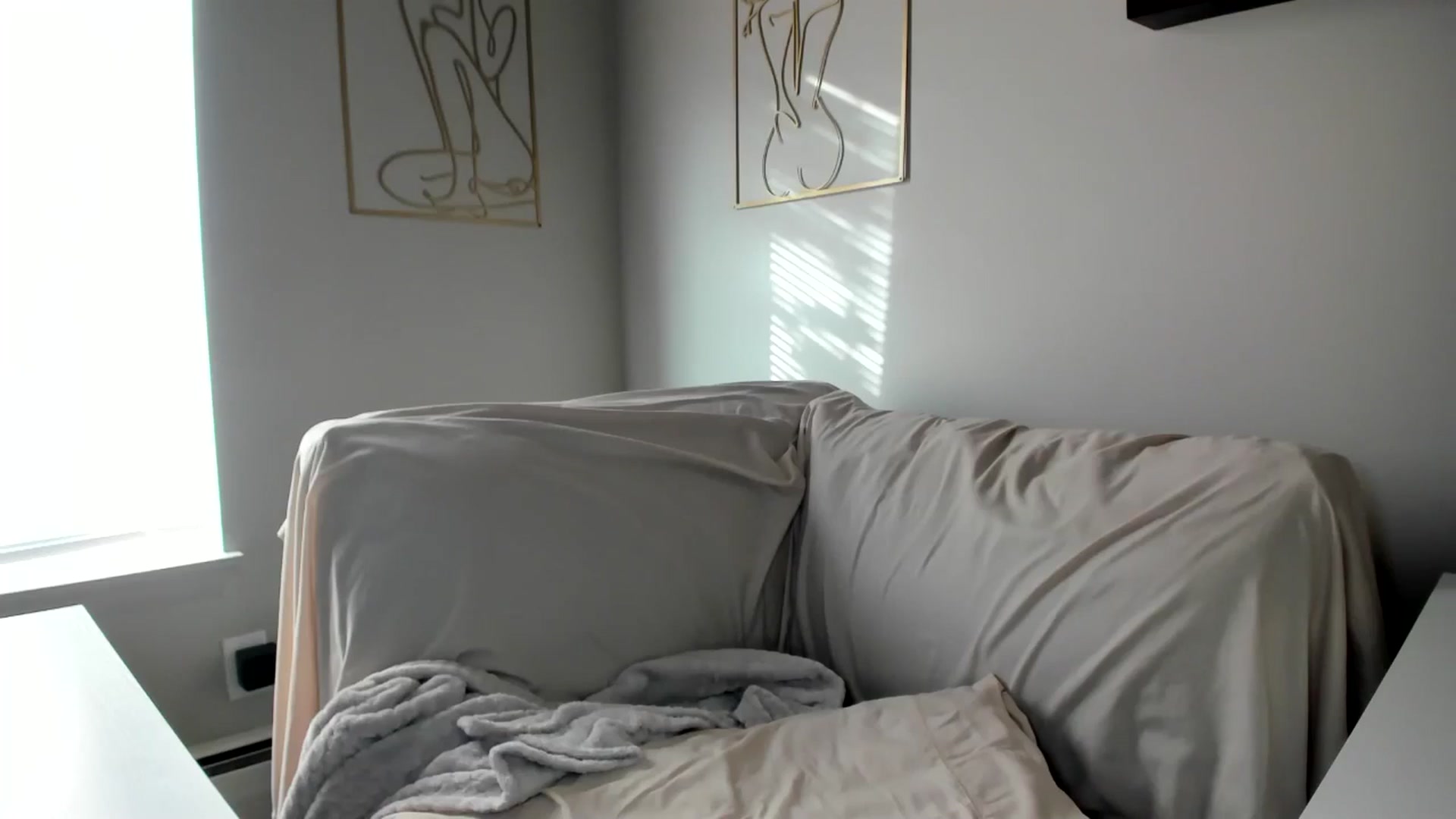 Gallery image thumbnail from Araisyours's myfreecams stream on, 12/04/2025, 17:00 image 10 of 20