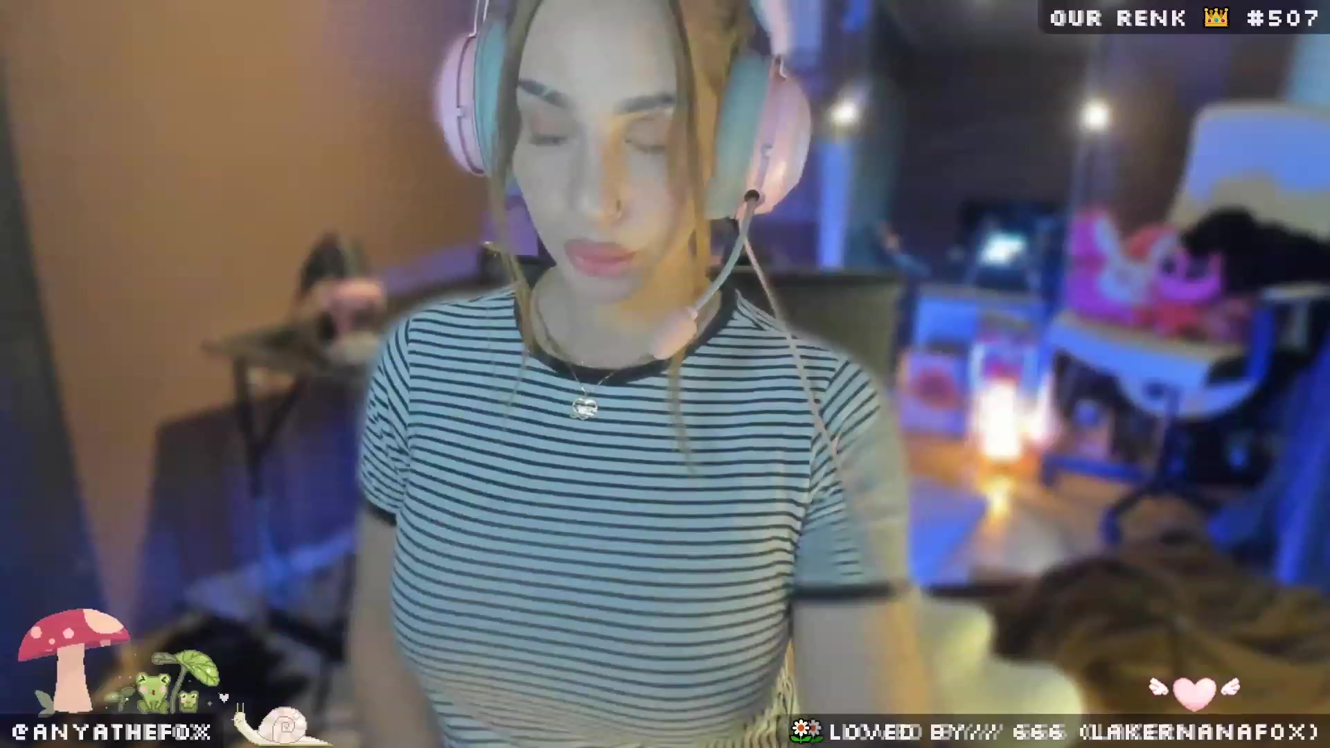 Gallery image thumbnail from AreolaGrande_'s myfreecams stream on, 05/17/2023, 07:24 image 19 of 20