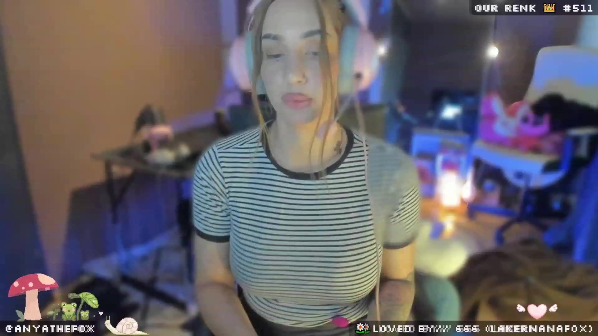 Gallery image thumbnail from AreolaGrande_'s myfreecams stream on, 05/17/2023, 07:24 image 10 of 20
