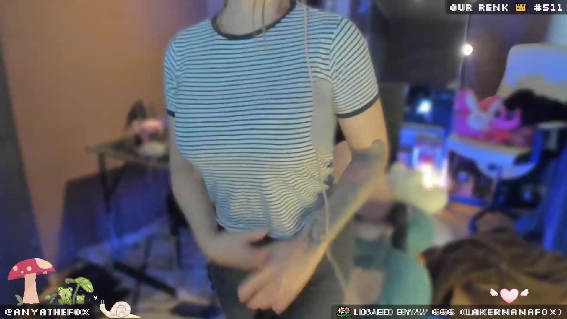Gallery image thumbnail from AreolaGrande_'s myfreecams stream on, 05/17/2023, 07:24 image 9 of 20