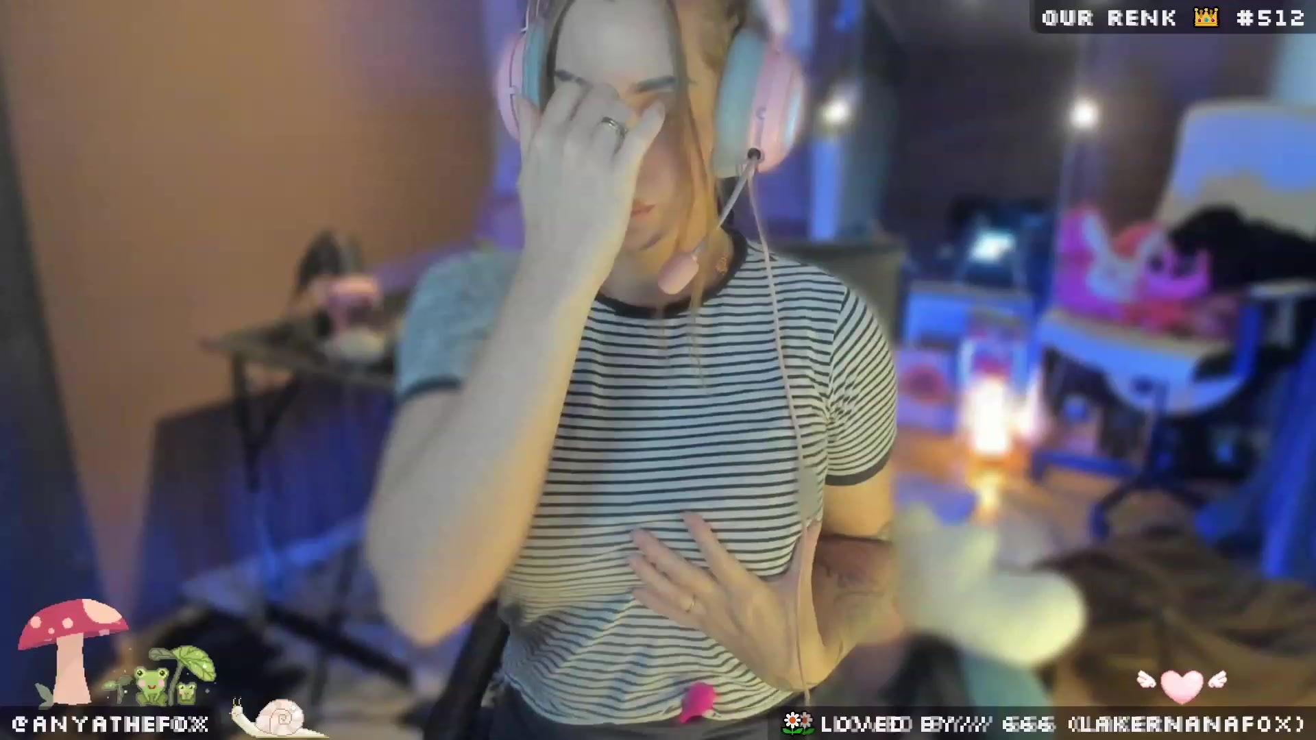 Gallery image thumbnail from AreolaGrande_'s myfreecams stream on, 05/17/2023, 07:24 image 12 of 20