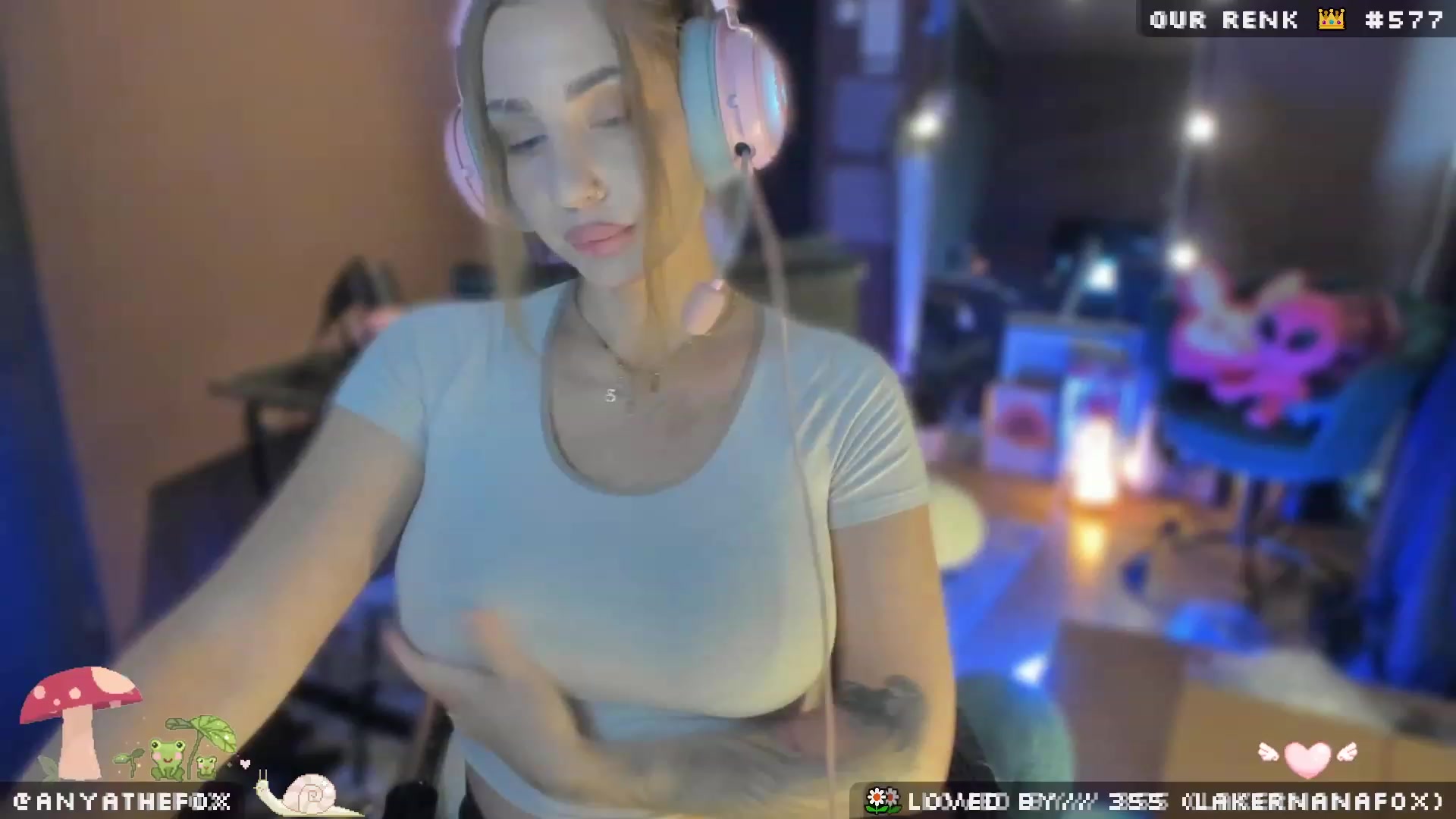 Gallery image thumbnail from AreolaGrande_'s myfreecams stream on, 05/19/2023, 06:28 image 1 of 20