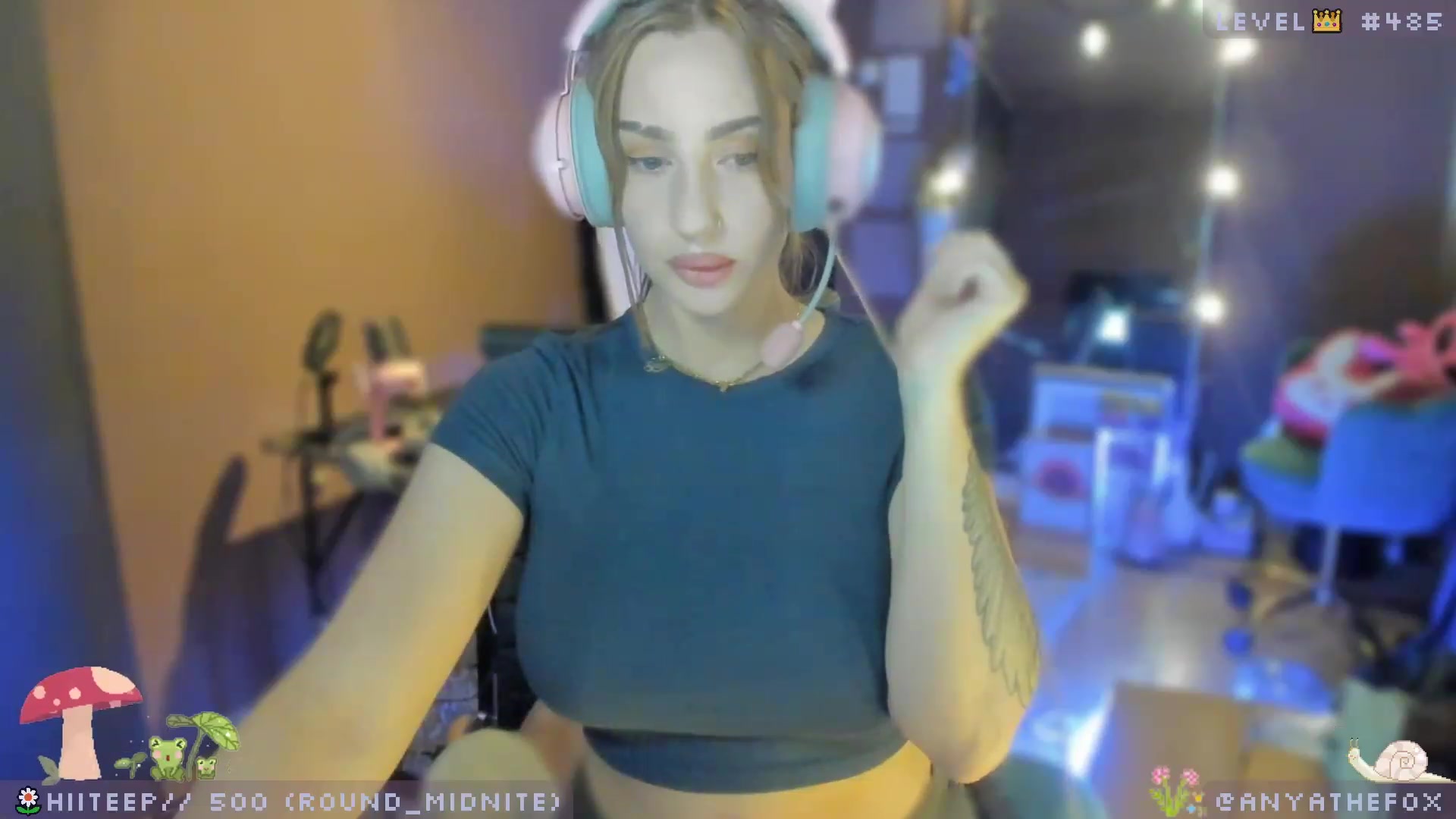 Gallery image thumbnail from AreolaGrande_'s myfreecams stream on, 05/25/2023, 07:54 image 10 of 20