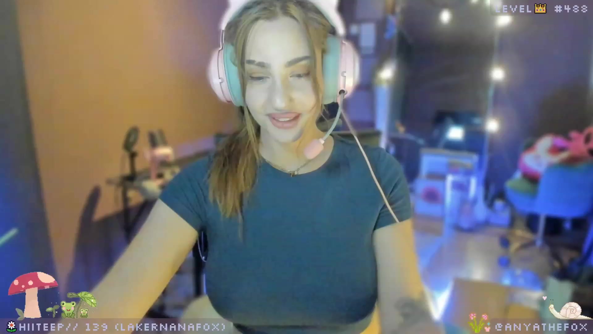 Gallery image thumbnail from AreolaGrande_'s myfreecams stream on, 05/25/2023, 07:54 image 4 of 20