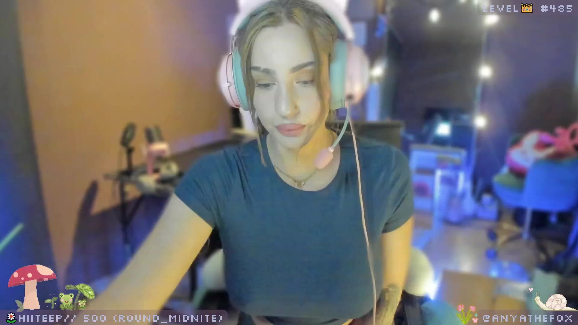 Gallery image thumbnail from AreolaGrande_'s myfreecams stream on, 05/25/2023, 07:54 image 5 of 20