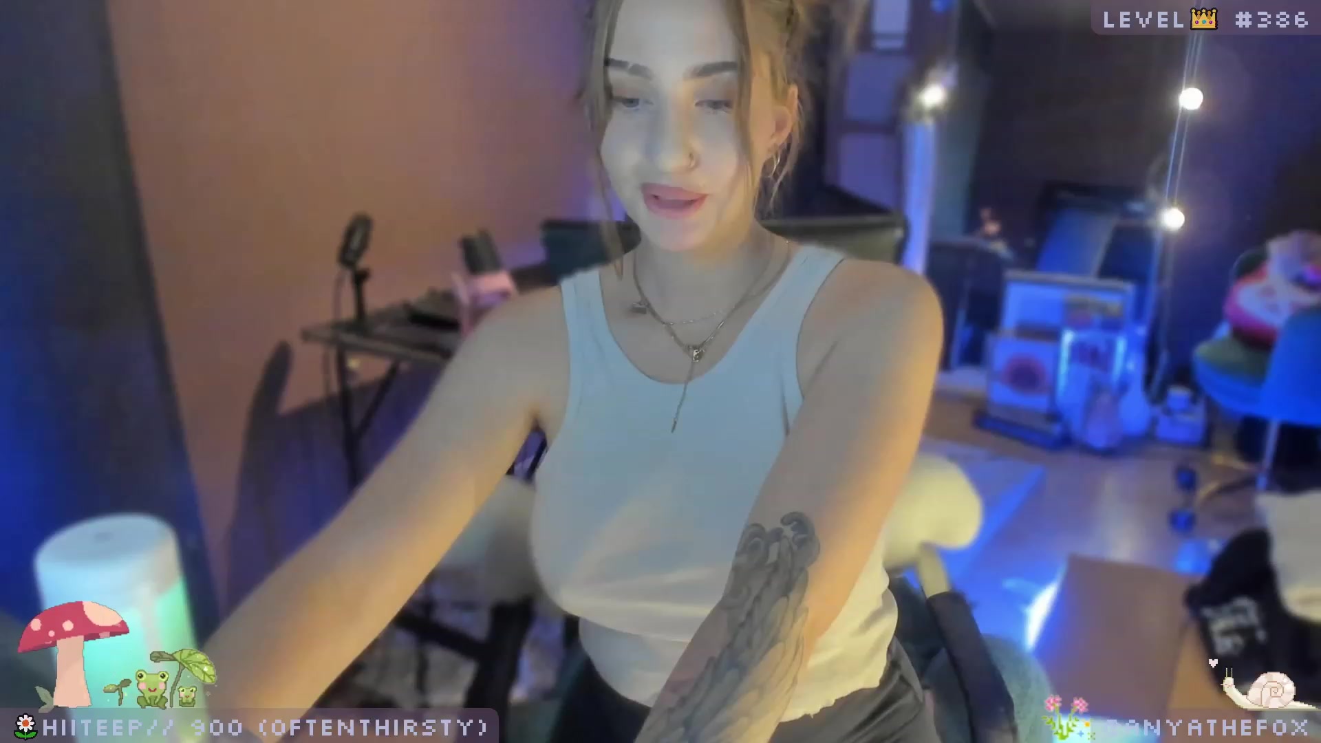 Gallery image thumbnail from AreolaGrande_'s myfreecams stream on, 05/29/2023, 08:56 image 9 of 20