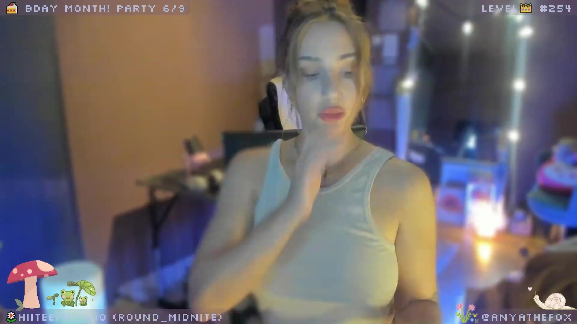 Gallery image thumbnail from AreolaGrande_'s myfreecams stream on, 06/03/2023, 07:30 image 16 of 20