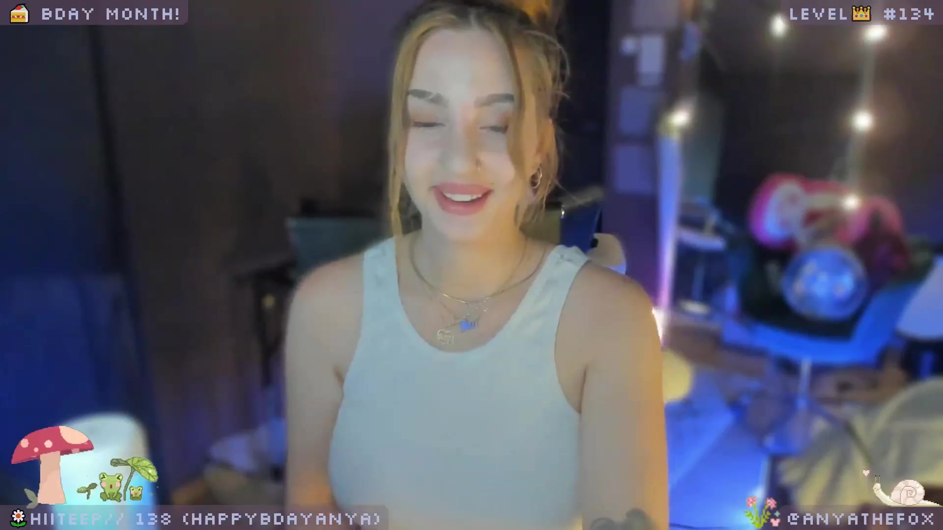 Gallery image thumbnail from AreolaGrande_'s myfreecams stream on, 06/12/2023, 08:15 image 6 of 20