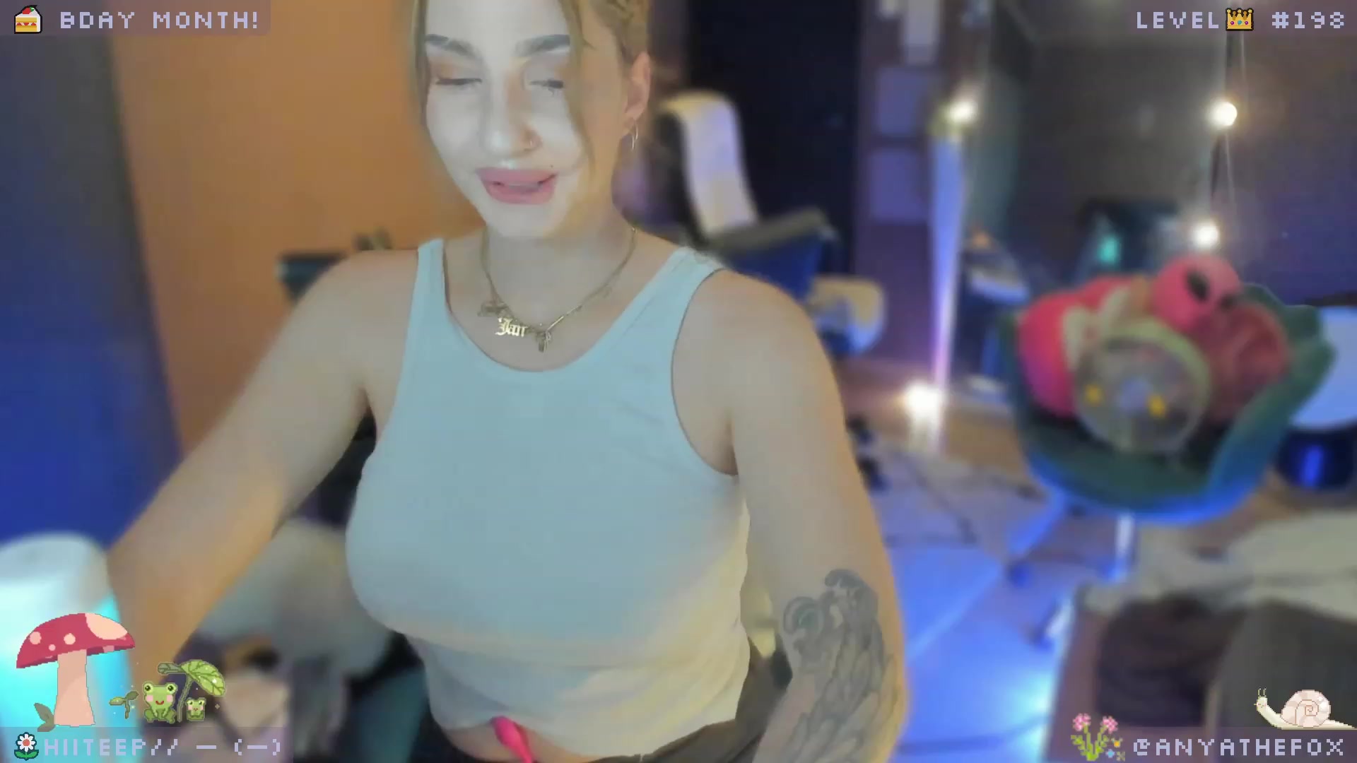 Gallery image thumbnail from AreolaGrande_'s myfreecams stream on, 06/23/2023, 07:20 image 2 of 20