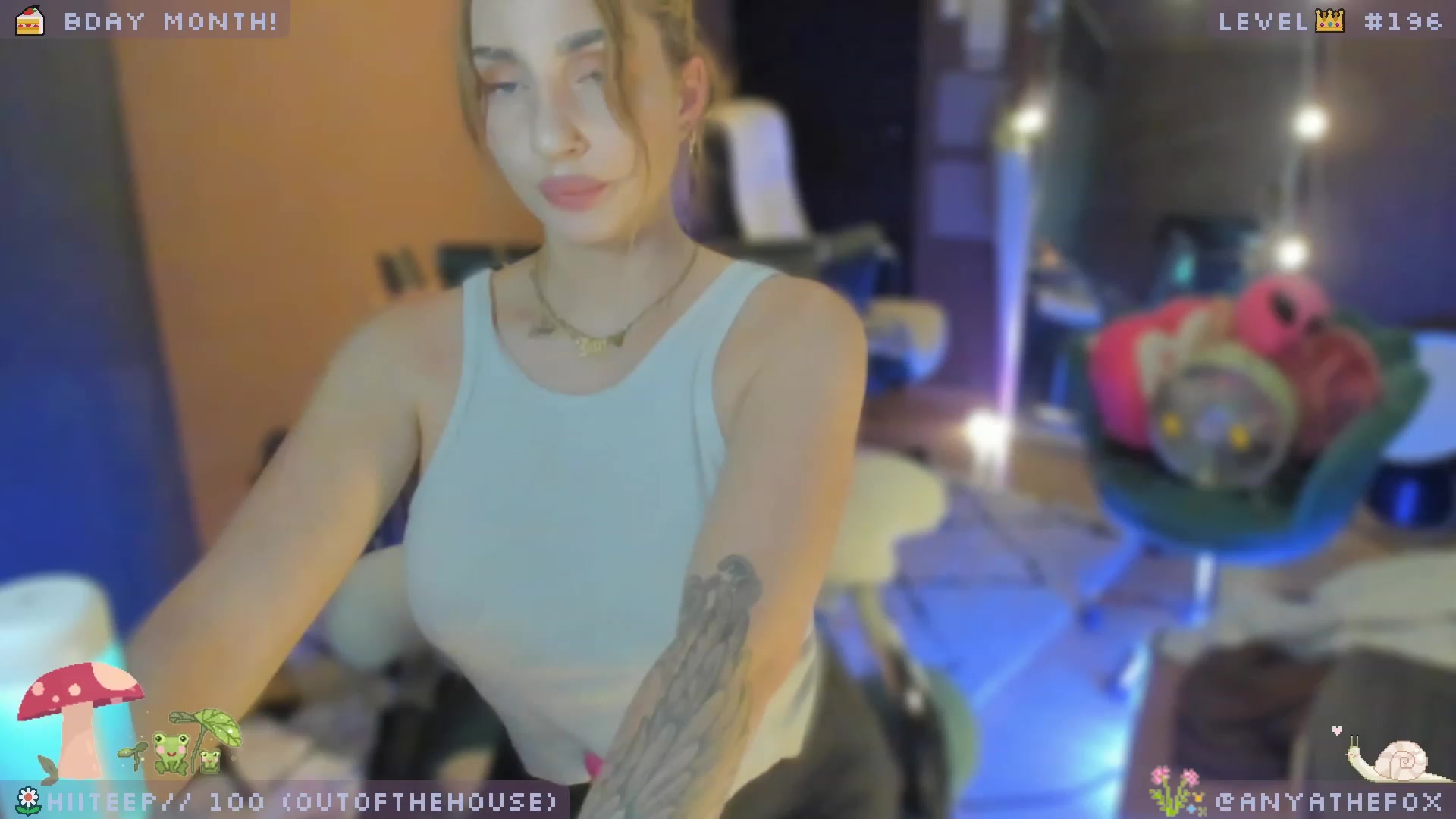 Gallery image thumbnail from AreolaGrande_'s myfreecams stream on, 06/23/2023, 07:20 image 19 of 20