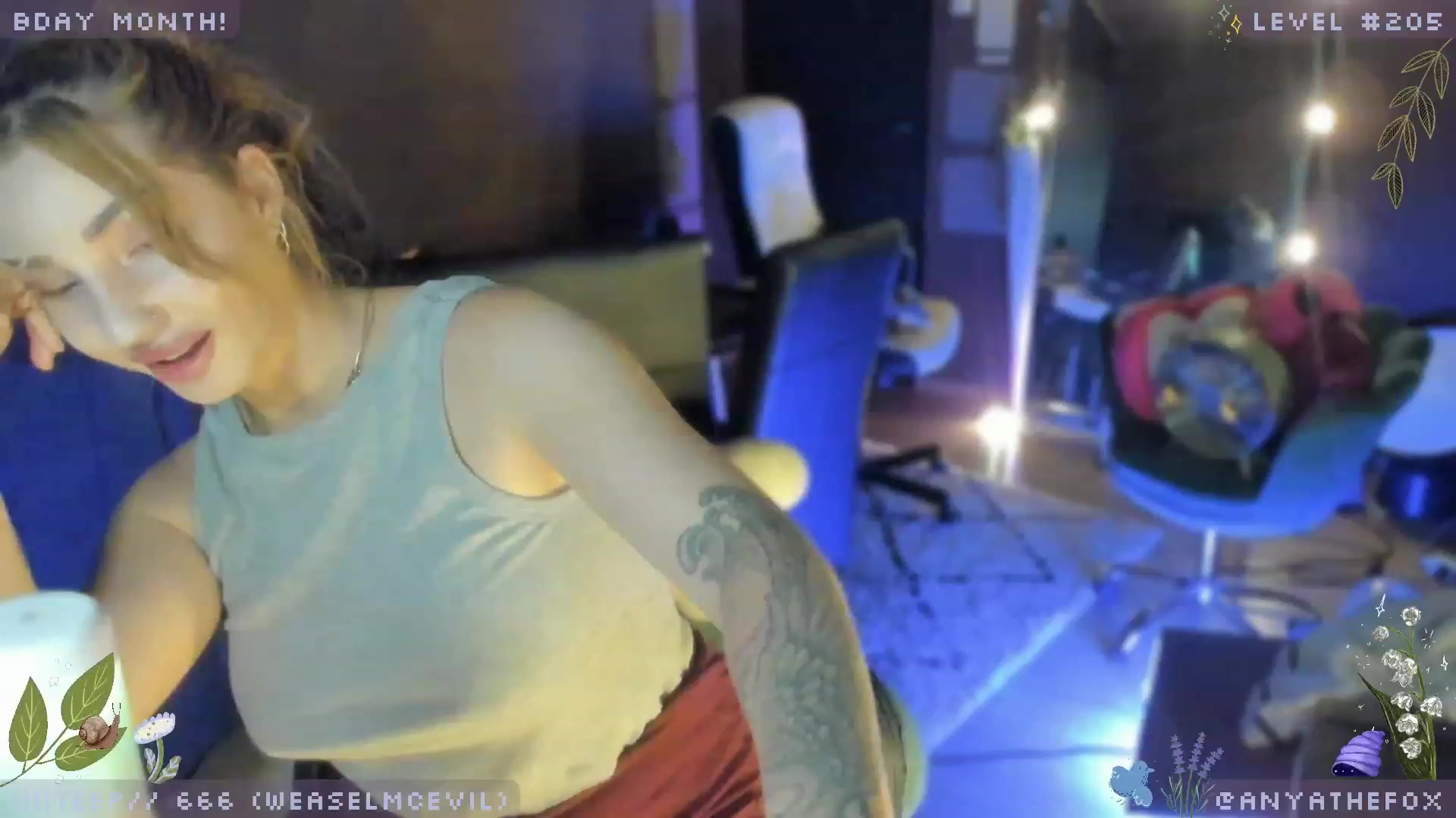 Gallery image thumbnail from AreolaGrande_'s myfreecams stream on, 06/28/2023, 07:49 image 19 of 20