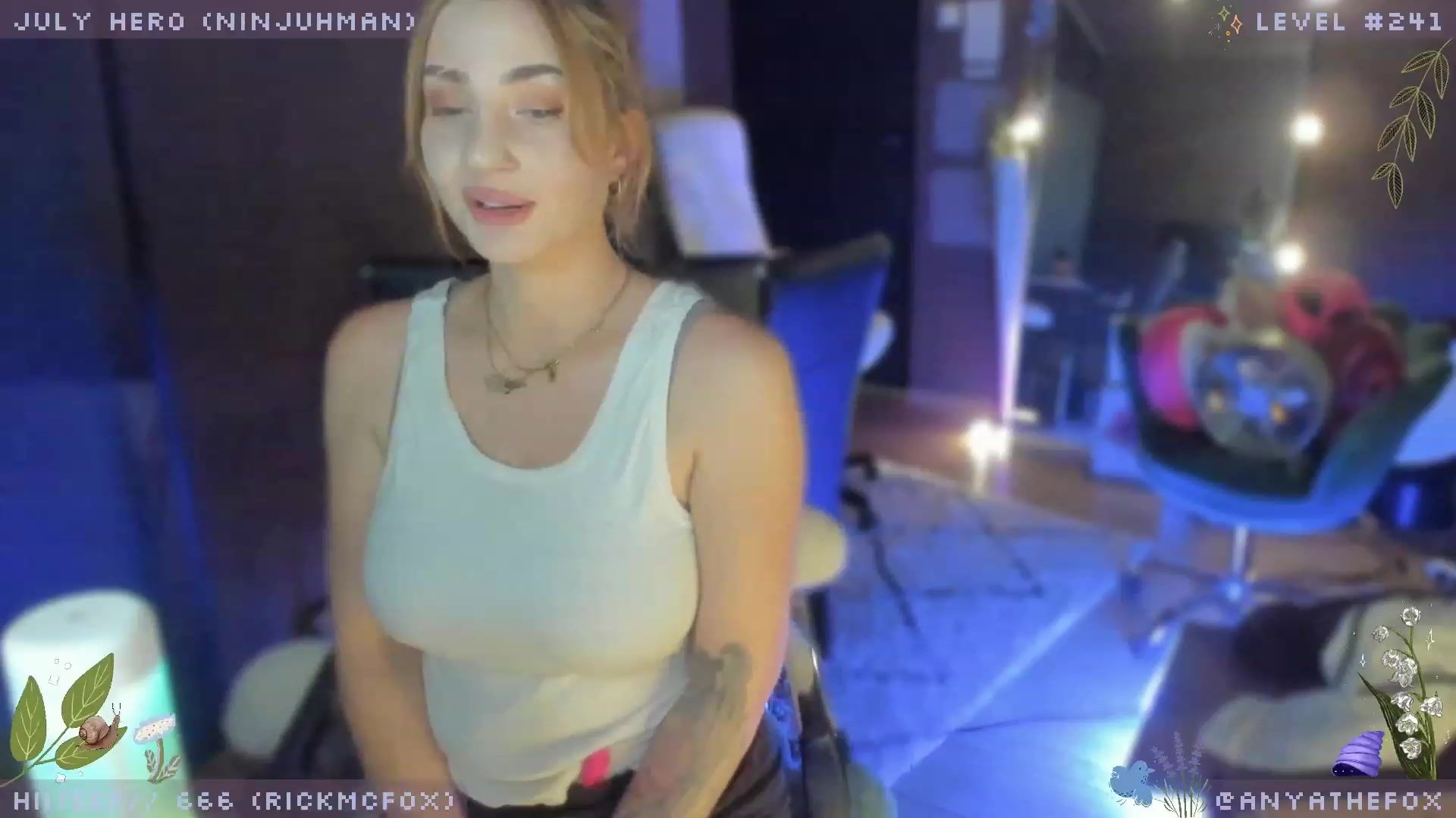 Gallery image thumbnail from AreolaGrande_'s myfreecams stream on, 07/07/2023, 06:54 image 9 of 20