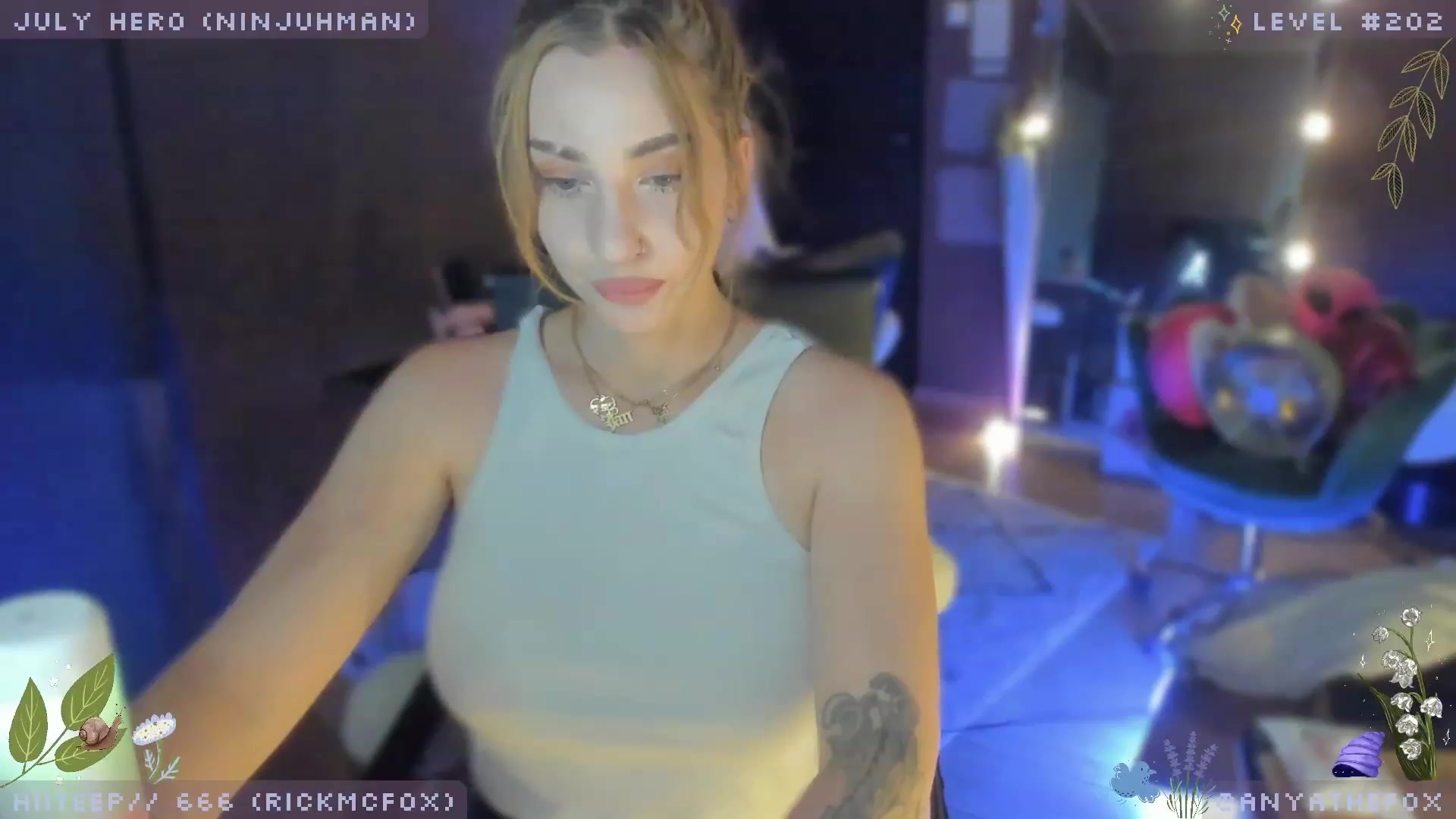 Gallery image thumbnail from AreolaGrande_'s myfreecams stream on, 07/08/2023, 07:35 image 12 of 20