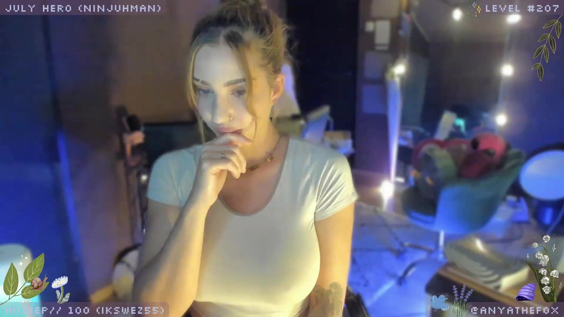 Gallery image thumbnail from AreolaGrande_'s myfreecams stream on, 07/14/2023, 07:42 image 13 of 20