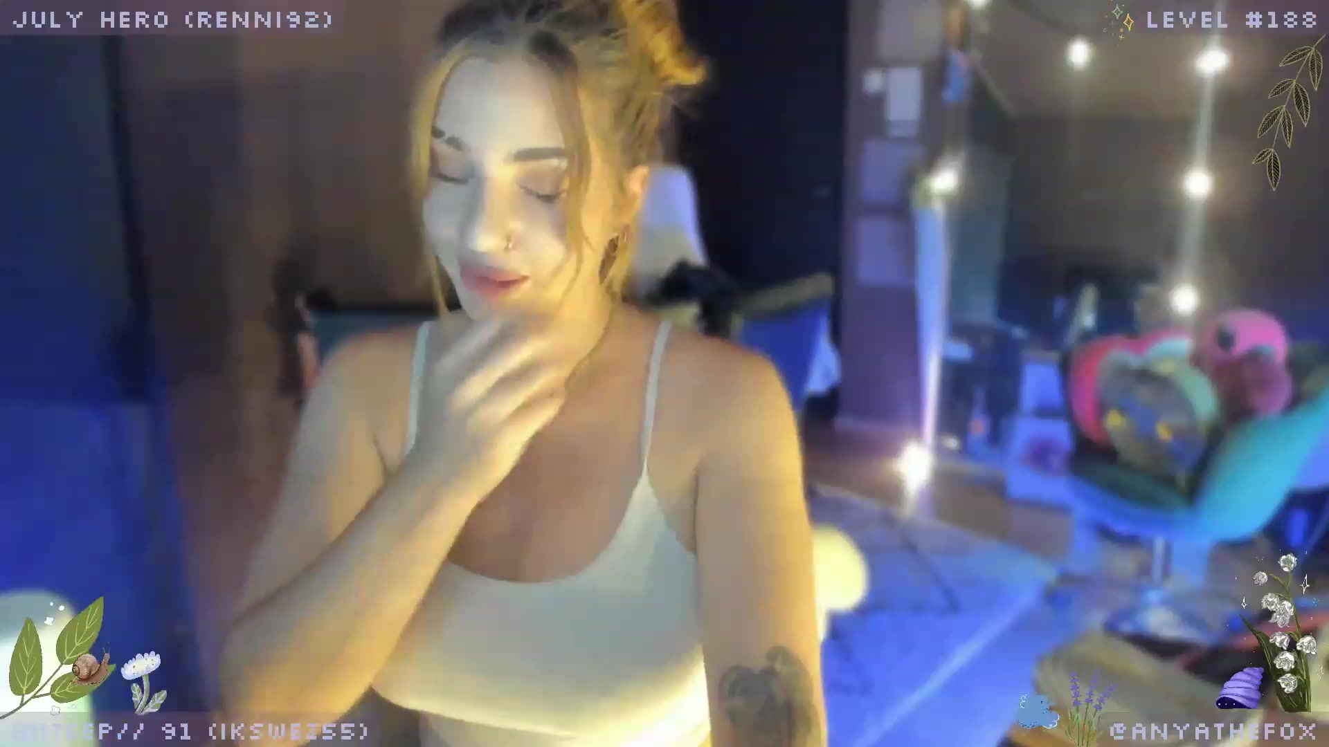 Gallery image thumbnail from AreolaGrande_'s myfreecams stream on, 07/16/2023, 08:28 image 6 of 20
