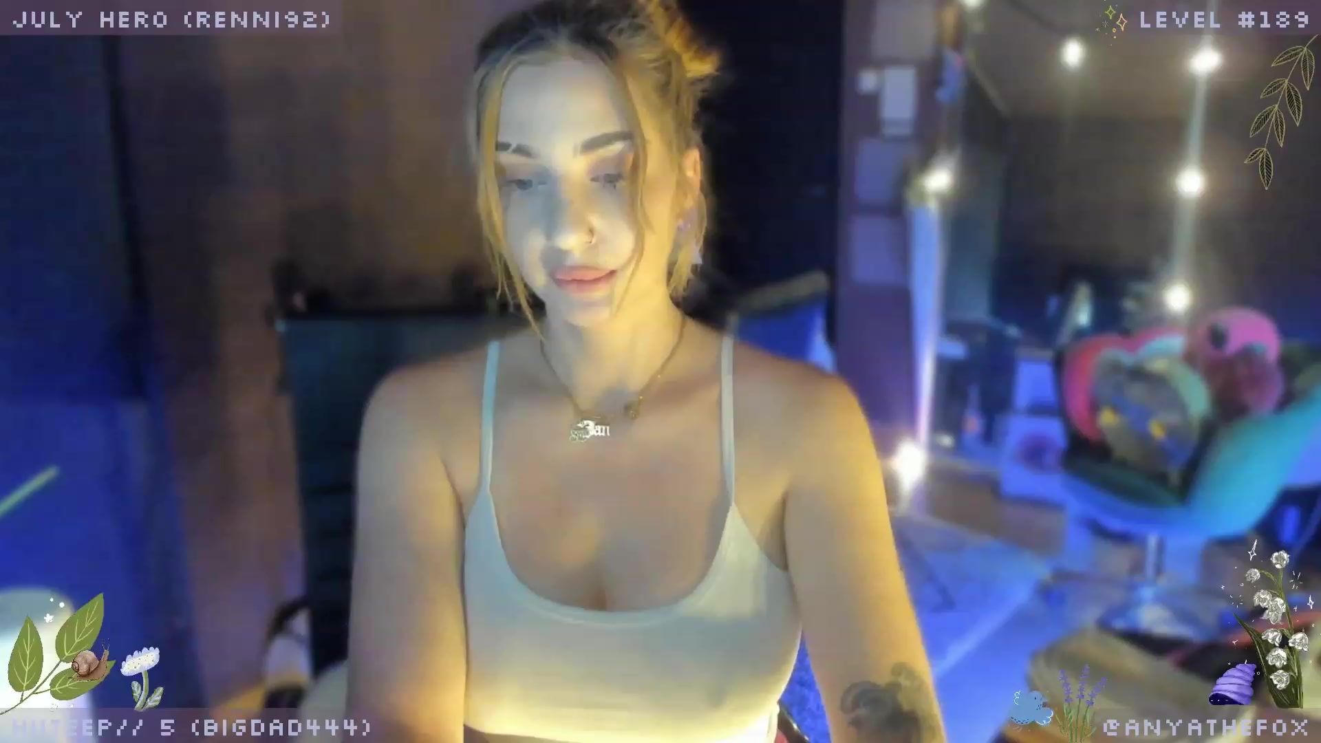 Gallery image thumbnail from AreolaGrande_'s myfreecams stream on, 07/16/2023, 08:28 image 3 of 20
