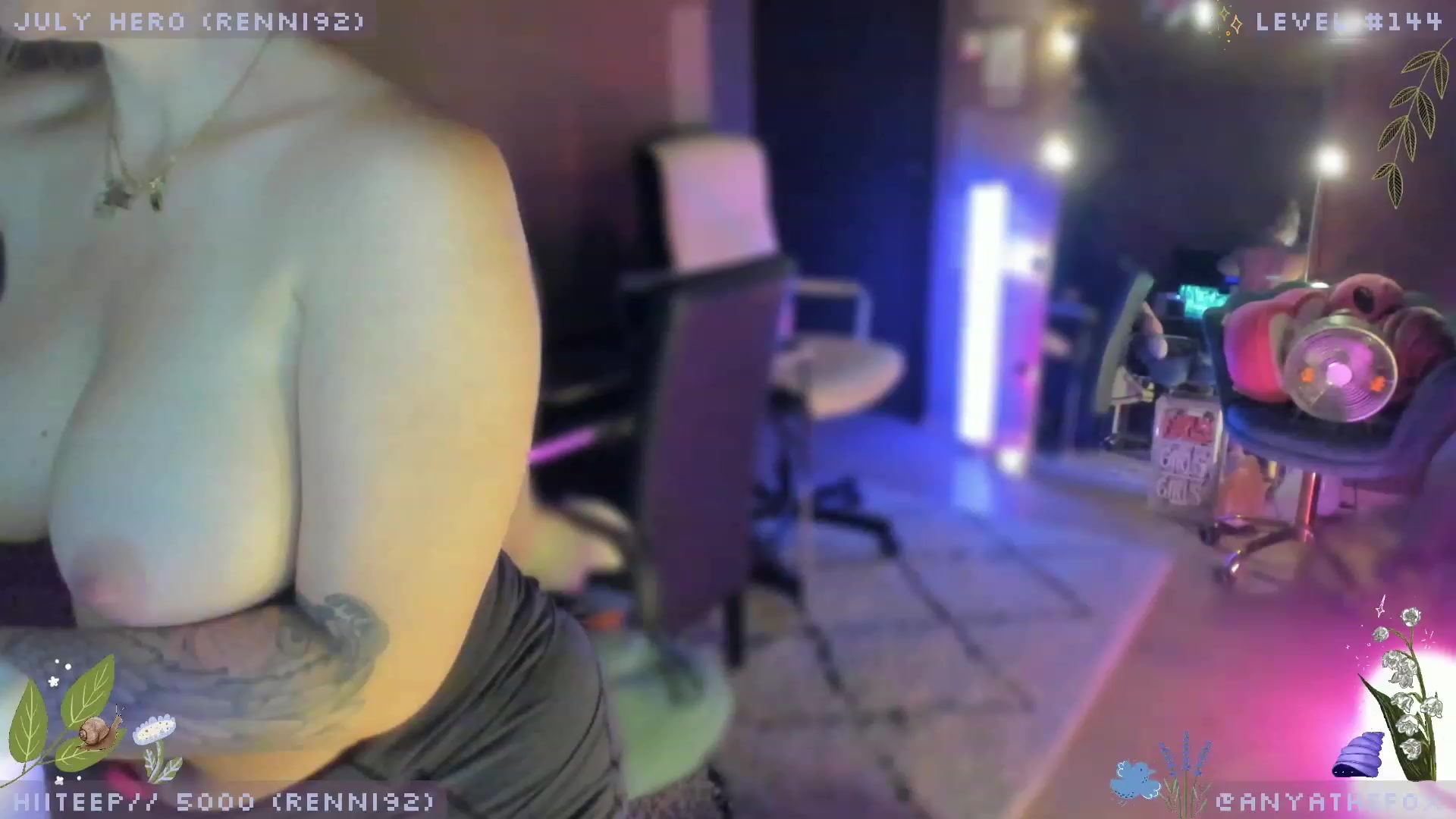 Gallery image thumbnail from AreolaGrande_'s myfreecams stream on, 07/25/2023, 08:13 image 3 of 20