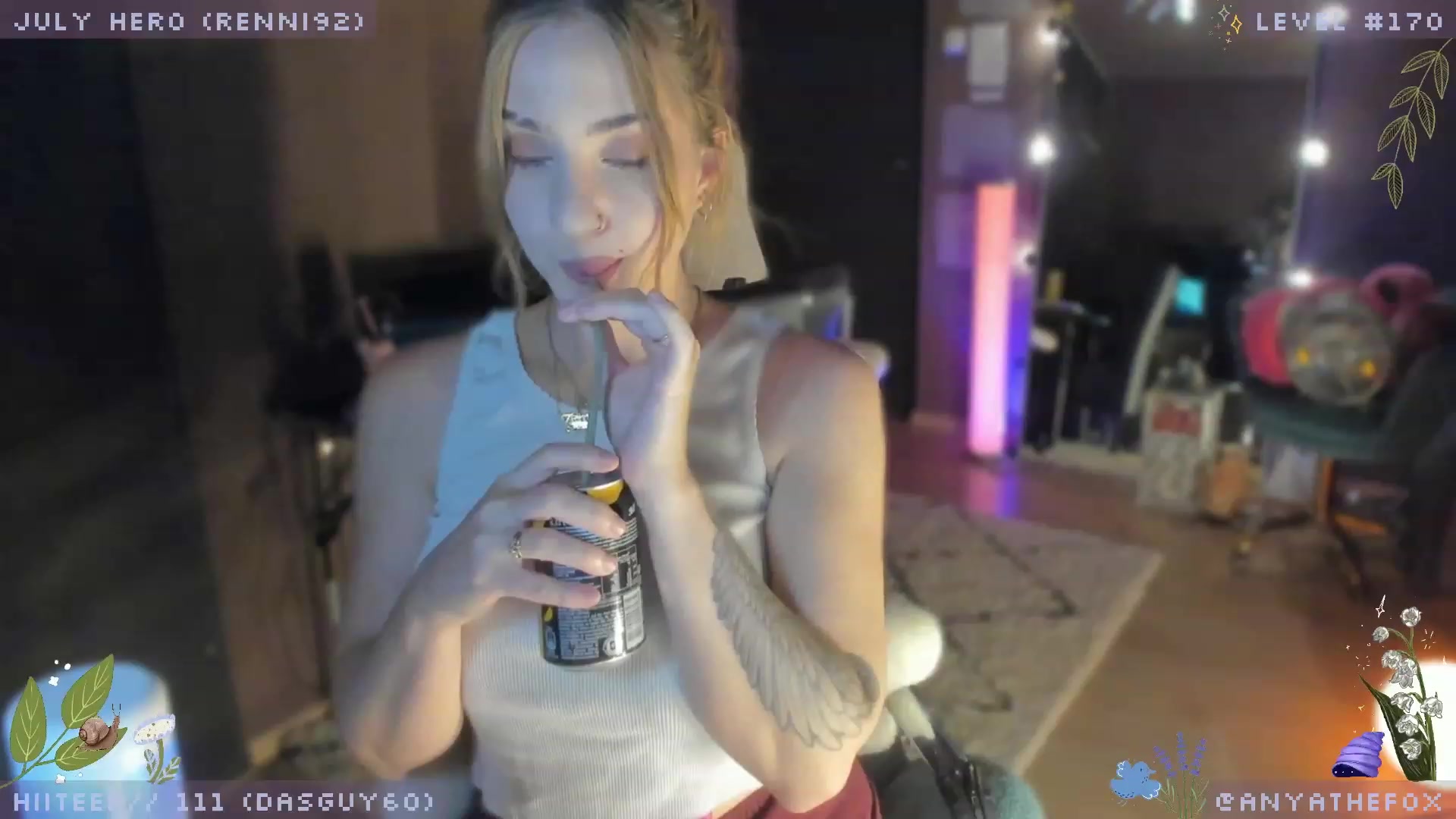 Gallery image thumbnail from AreolaGrande_'s myfreecams stream on, 07/30/2023, 08:05 image 3 of 20