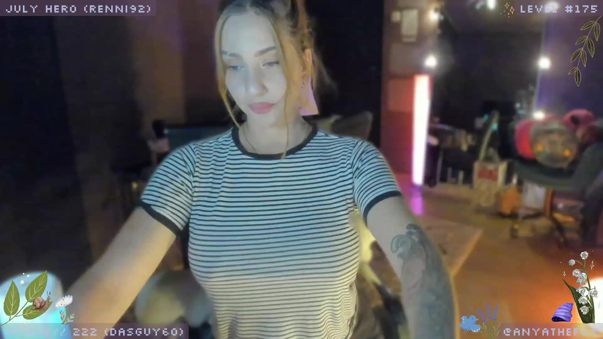 Gallery image thumbnail from AreolaGrande_'s myfreecams stream on, 07/31/2023, 07:00 image 8 of 20