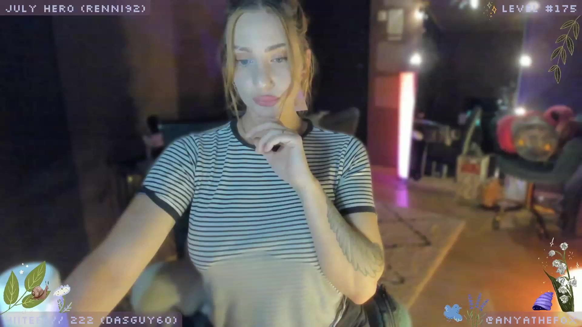 Gallery image thumbnail from AreolaGrande_'s myfreecams stream on, 07/31/2023, 07:00 image 10 of 20