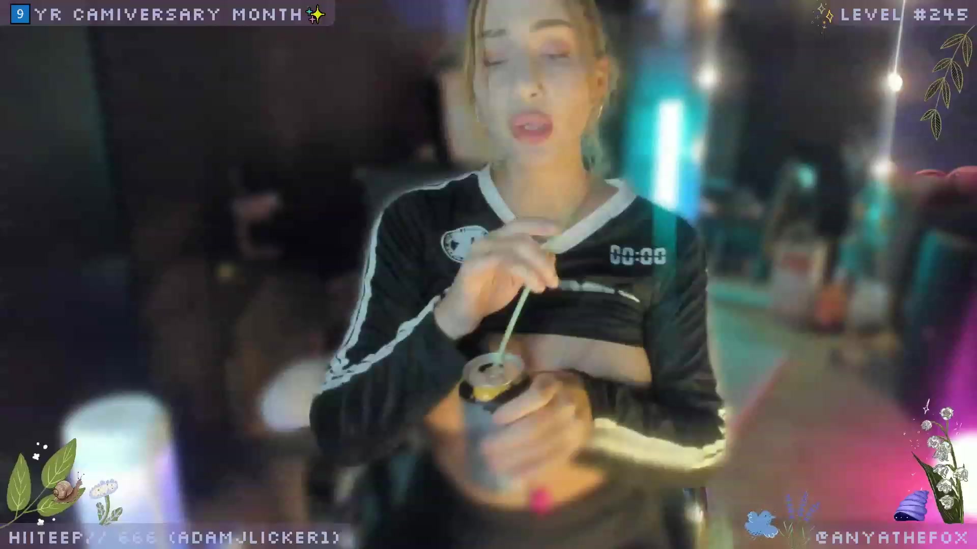 Gallery image thumbnail from AreolaGrande_'s myfreecams stream on, 08/06/2023, 07:03 image 3 of 20