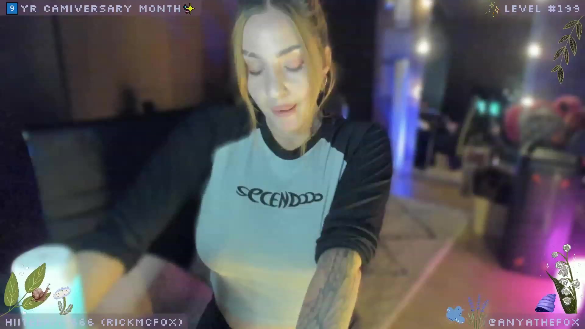 Gallery image thumbnail from AreolaGrande_'s myfreecams stream on, 08/13/2023, 09:47 image 6 of 20