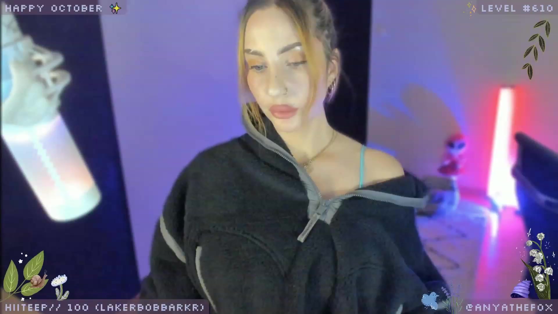 Gallery image thumbnail from AreolaGrande_'s myfreecams stream on, 10/15/2023, 08:21 image 13 of 20